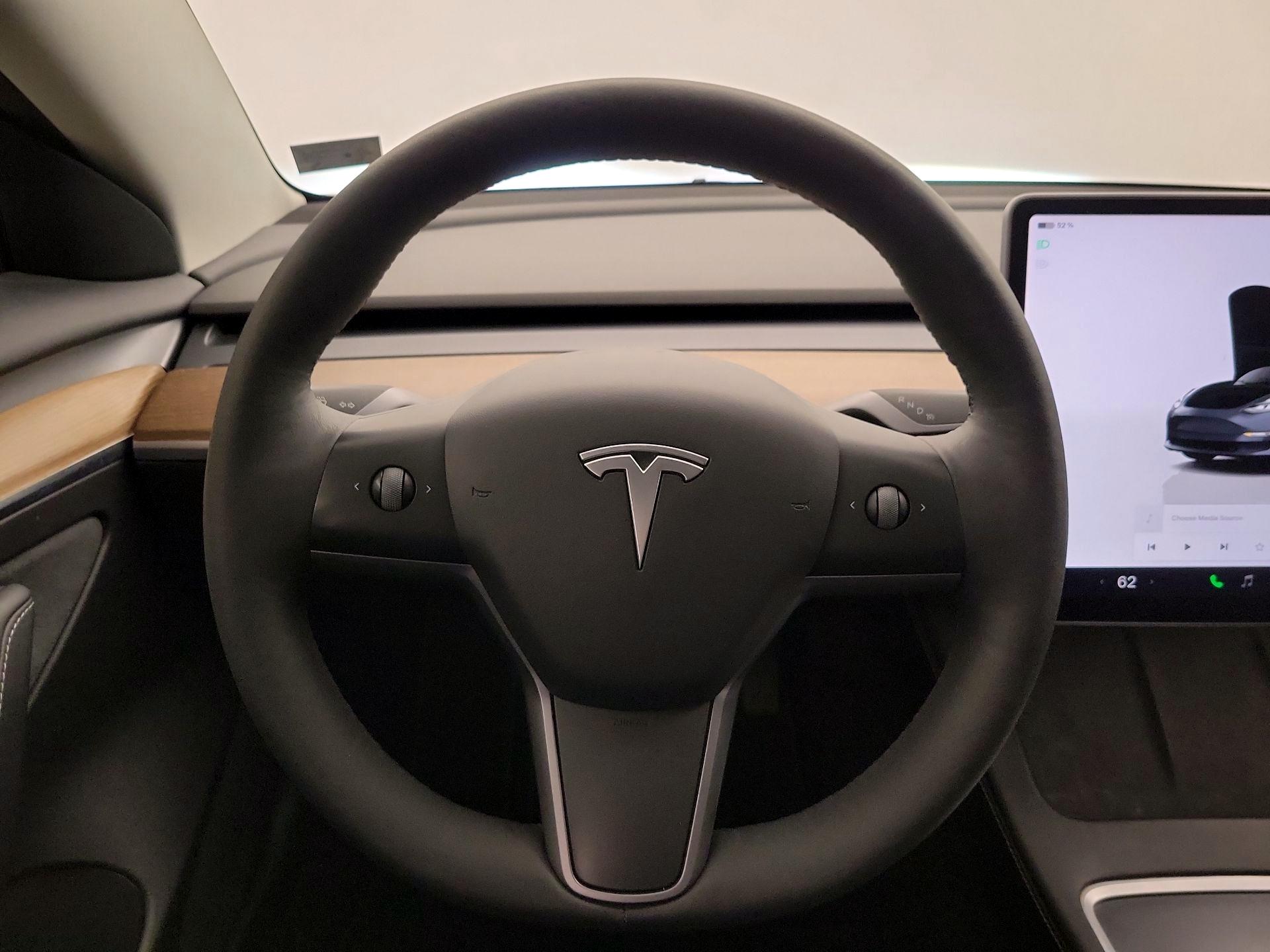 Thumbnail: 2022 Tesla Model 3 - 10