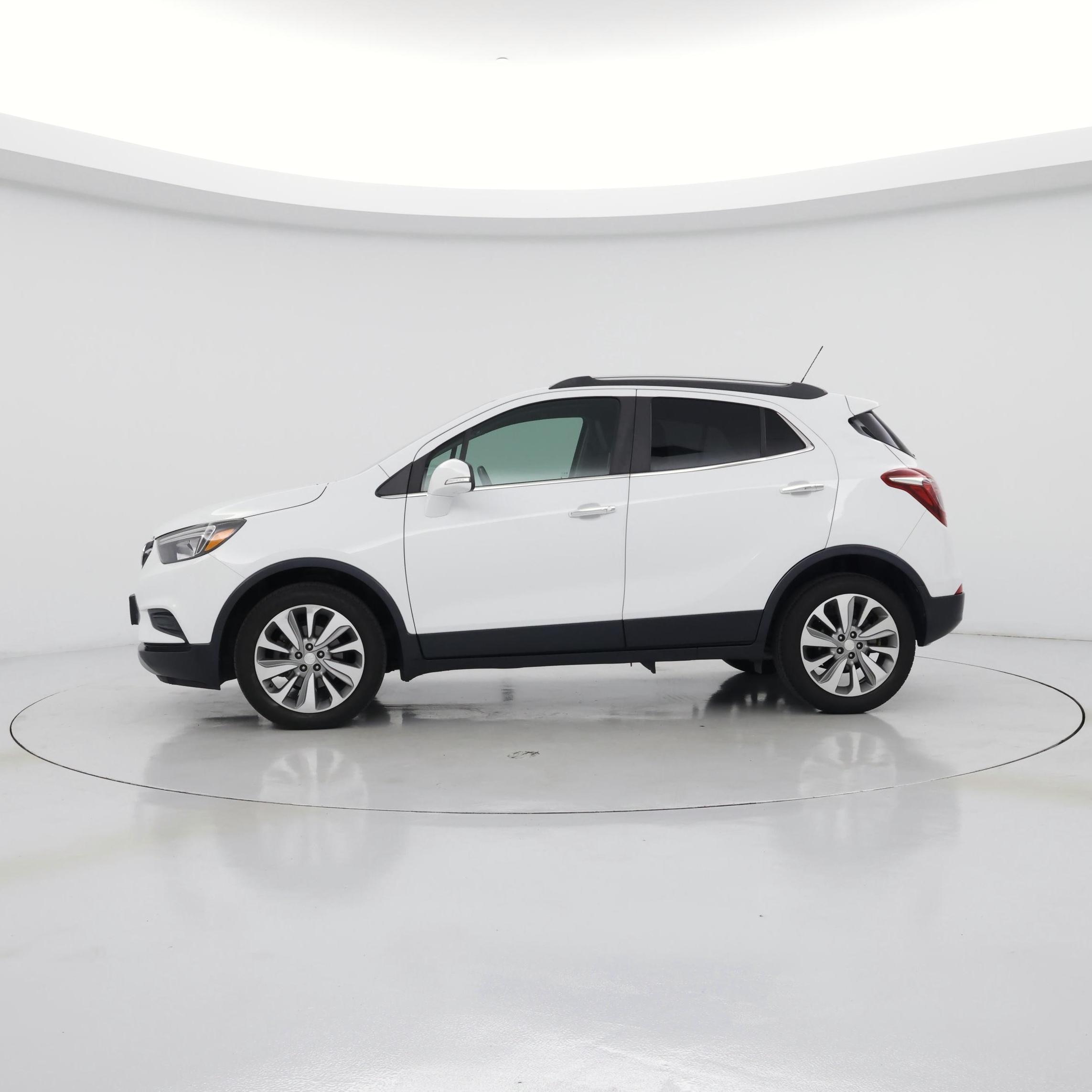 Thumbnail: 2018 Buick Encore - 3