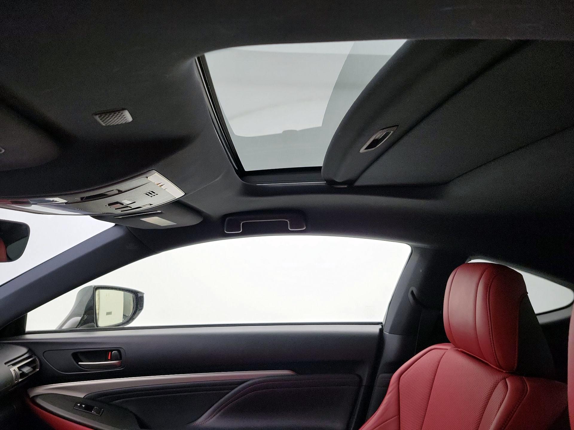 Thumbnail: 2019 Lexus RC - 20