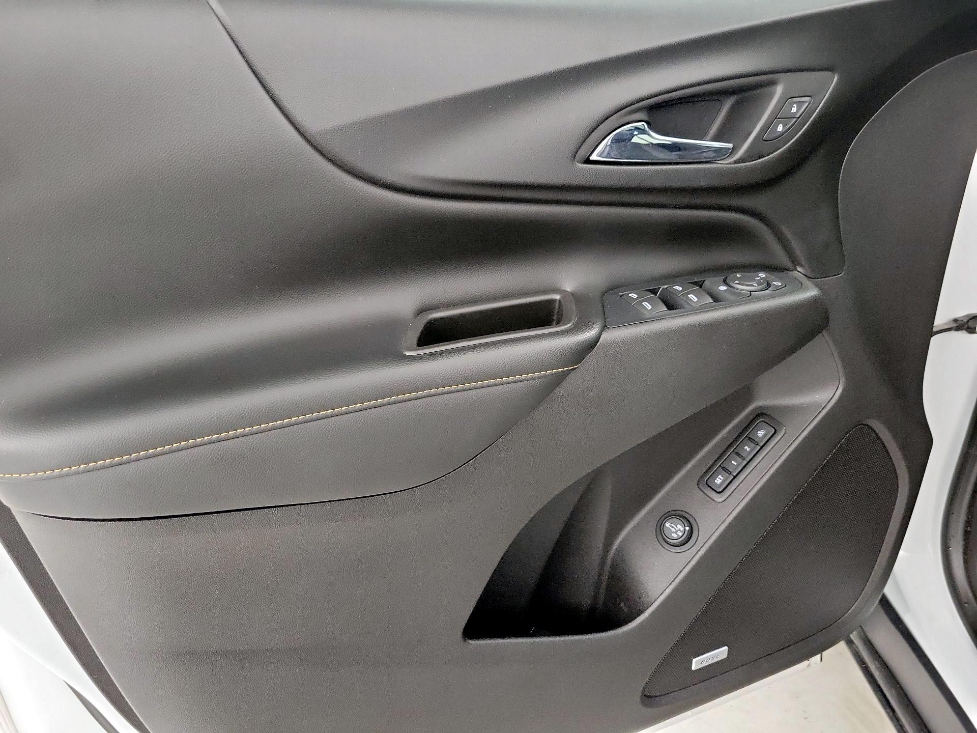 Thumbnail: 2018 Chevrolet Equinox - 12