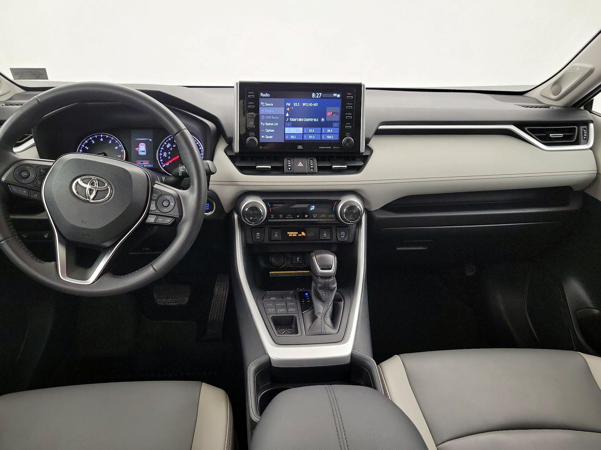 Thumbnail: 2021 Toyota RAV4 - 9