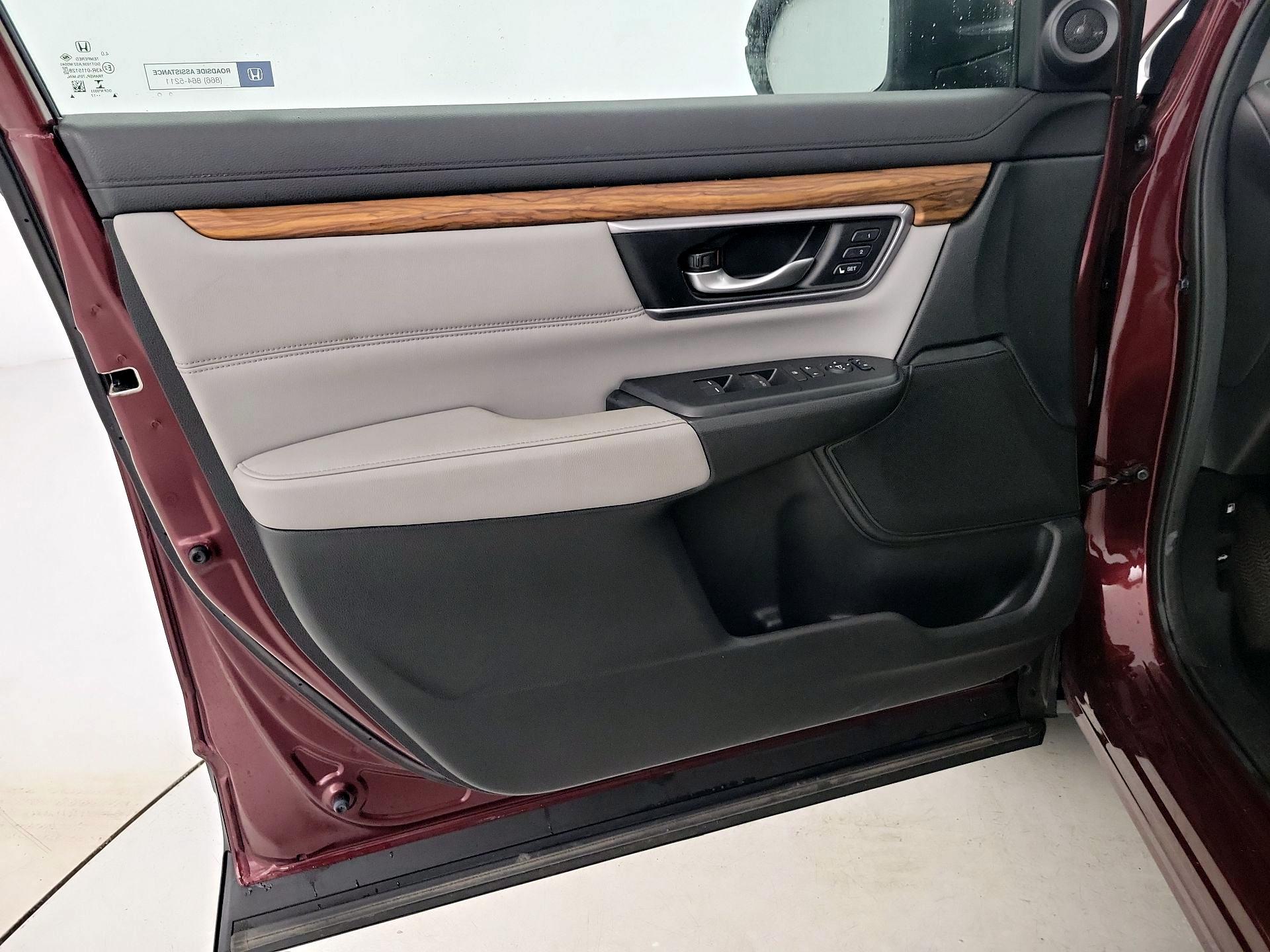 Thumbnail: 2017 Honda CR-V - 12