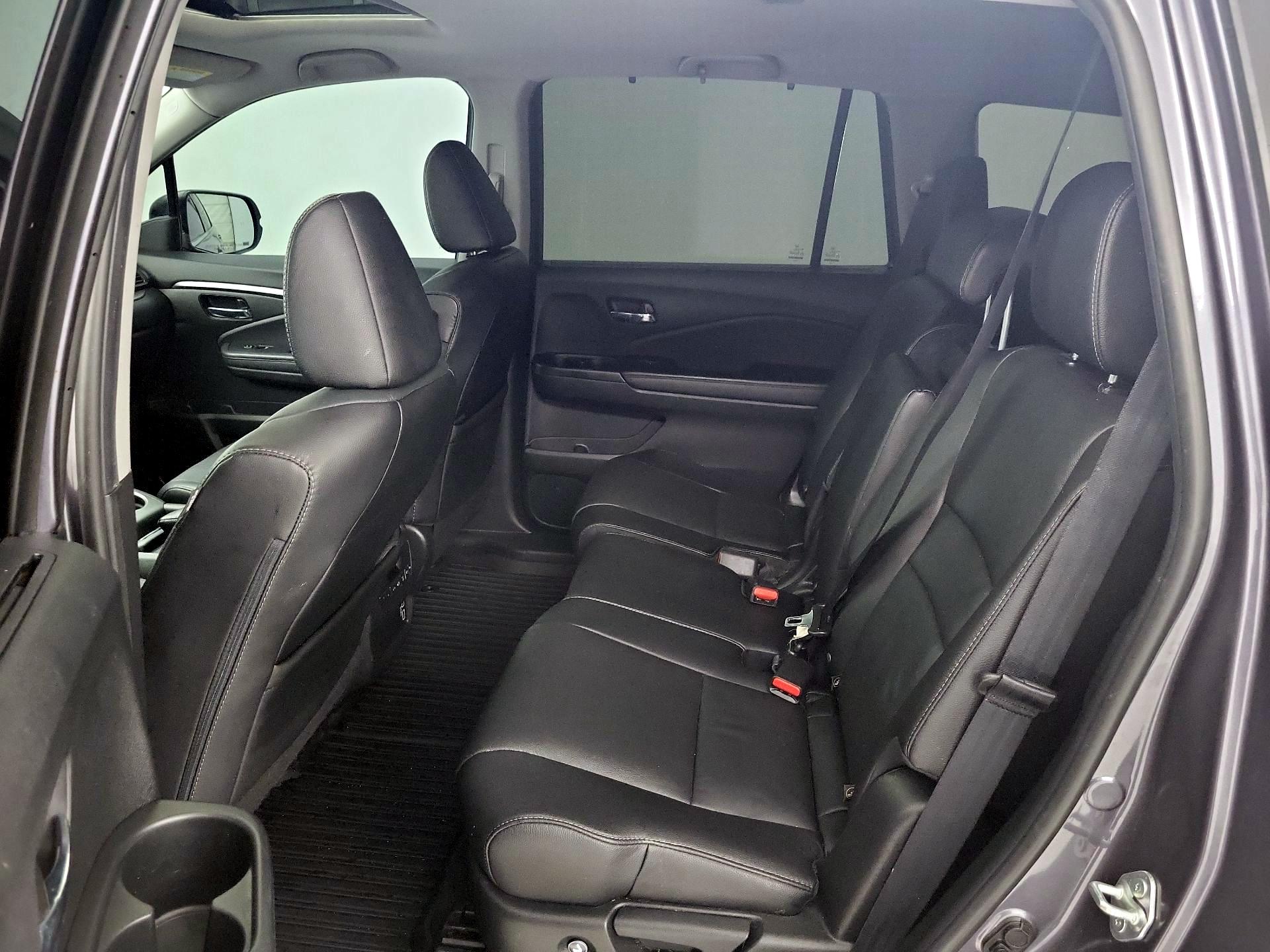 Thumbnail: 2021 Honda Pilot - 20