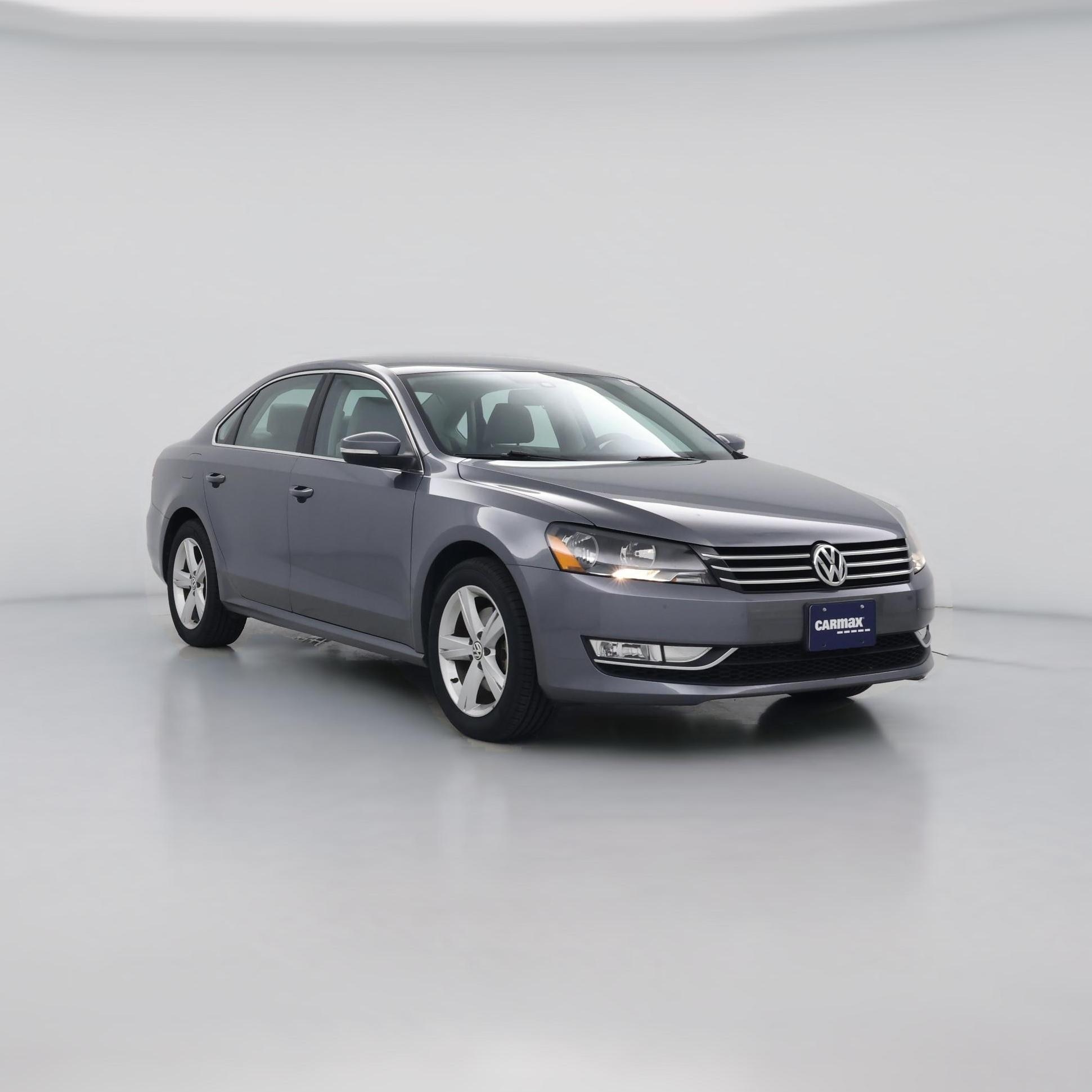 Thumbnail: 2015 Volkswagen Passat - 1