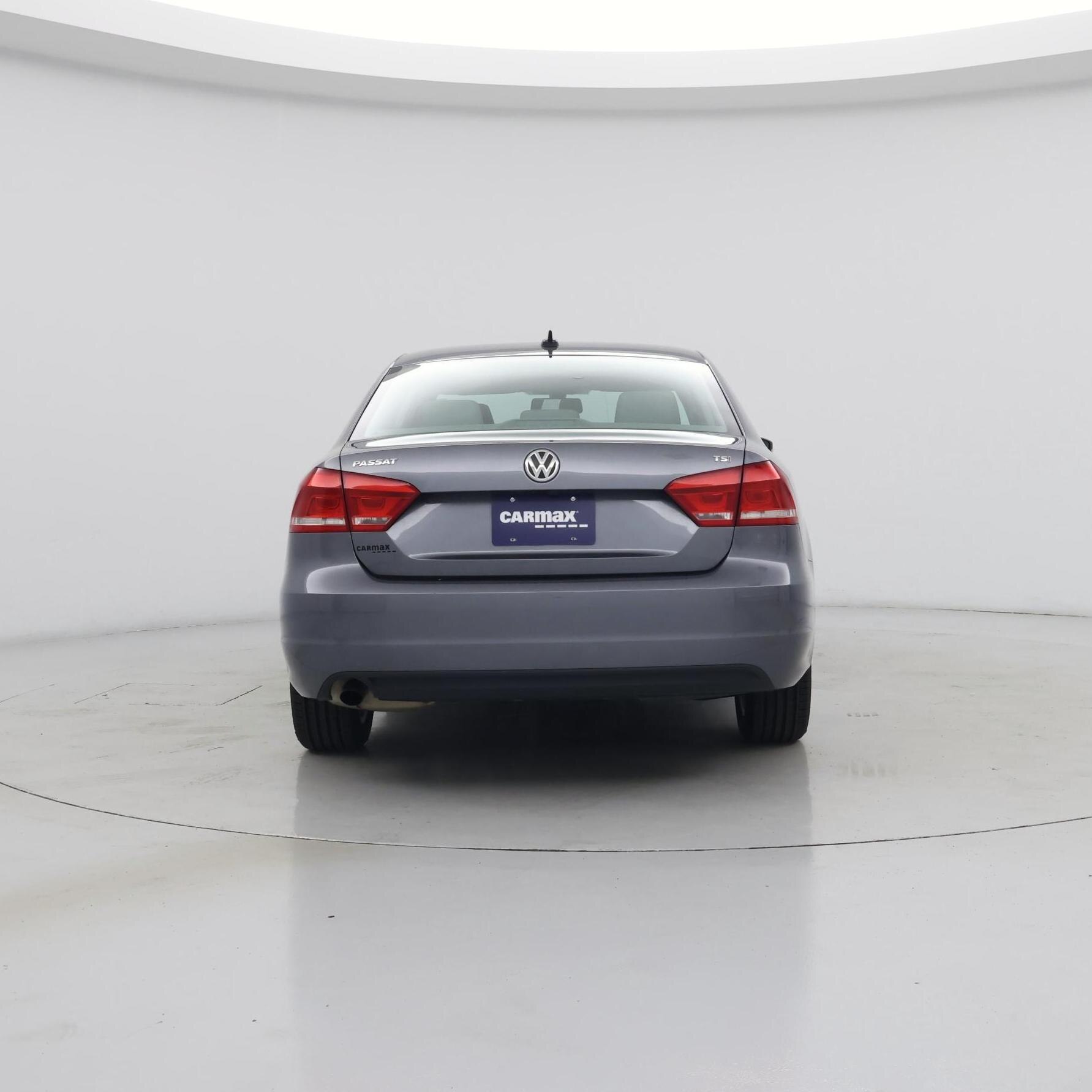 Thumbnail: 2015 Volkswagen Passat - 6