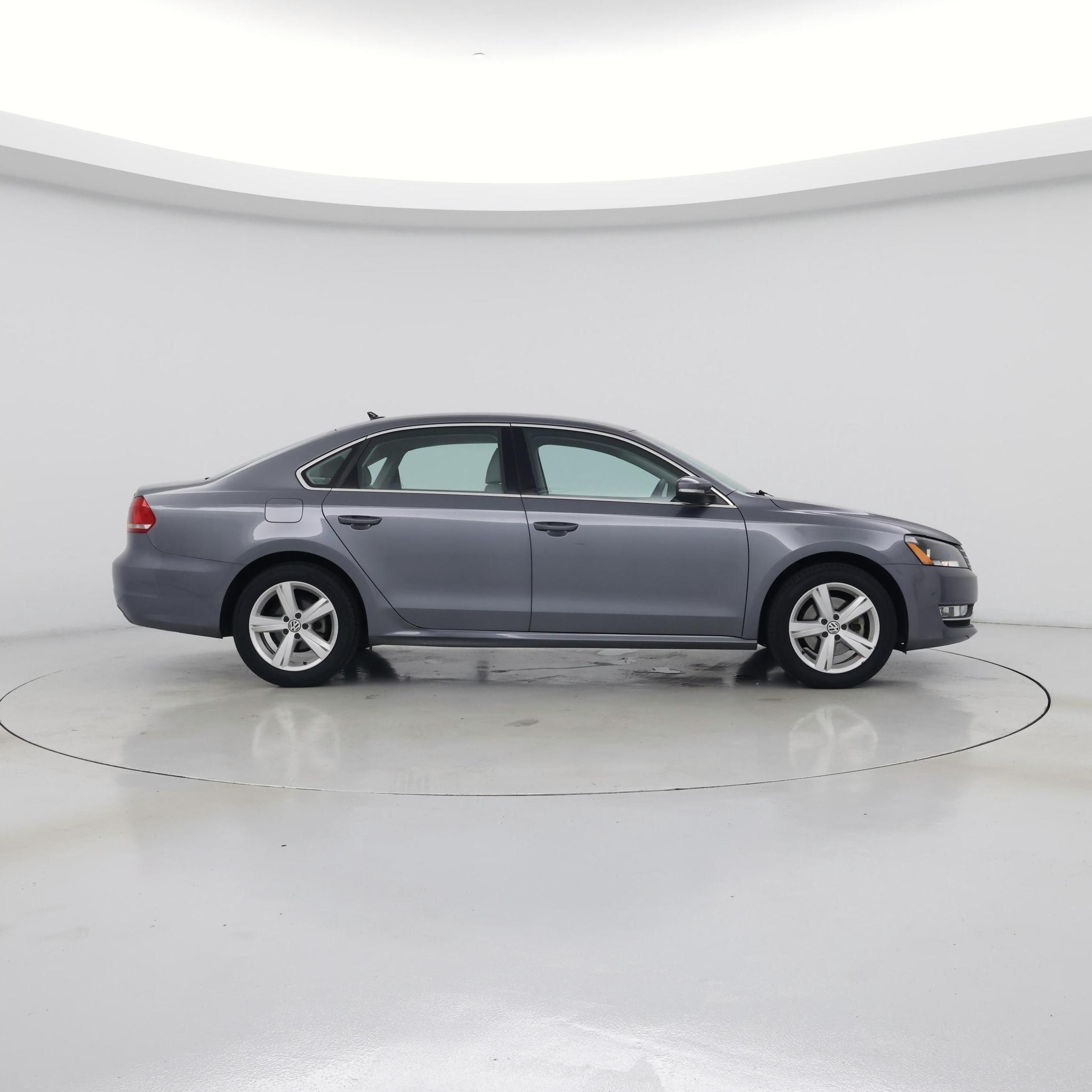 Thumbnail: 2015 Volkswagen Passat - 7