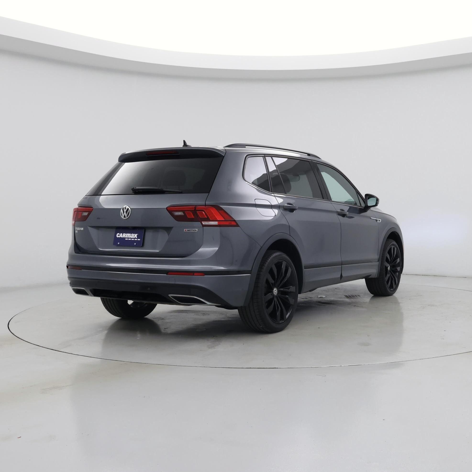 Thumbnail: 2020 Volkswagen Tiguan - 8