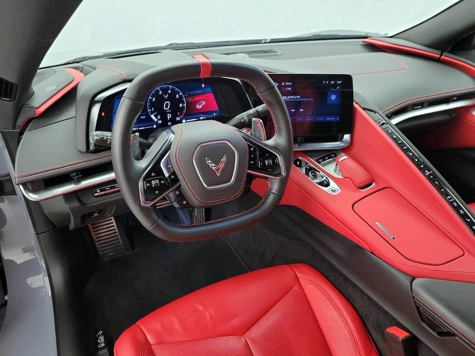 2025 Chevrolet Corvette 2LT - Photo 10