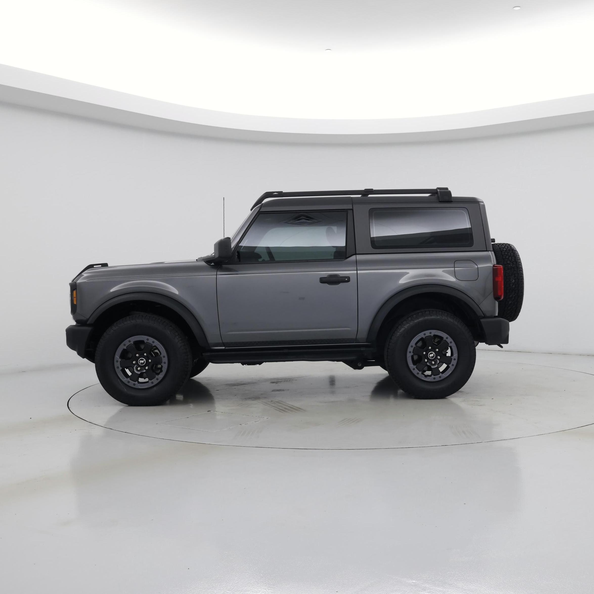 Thumbnail: 2022 Ford Bronco - 3