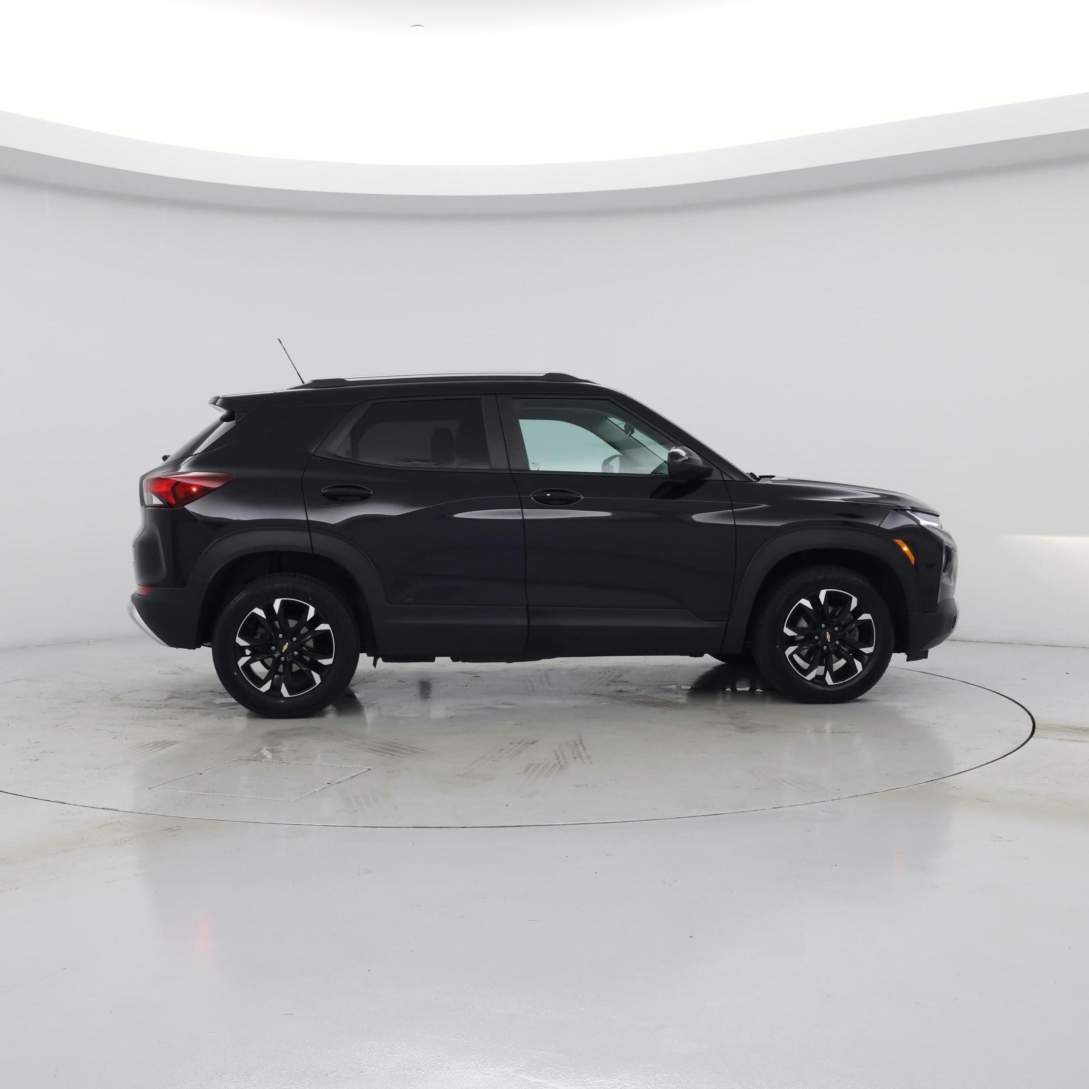 Thumbnail: 2023 Chevrolet TrailBlazer - 7