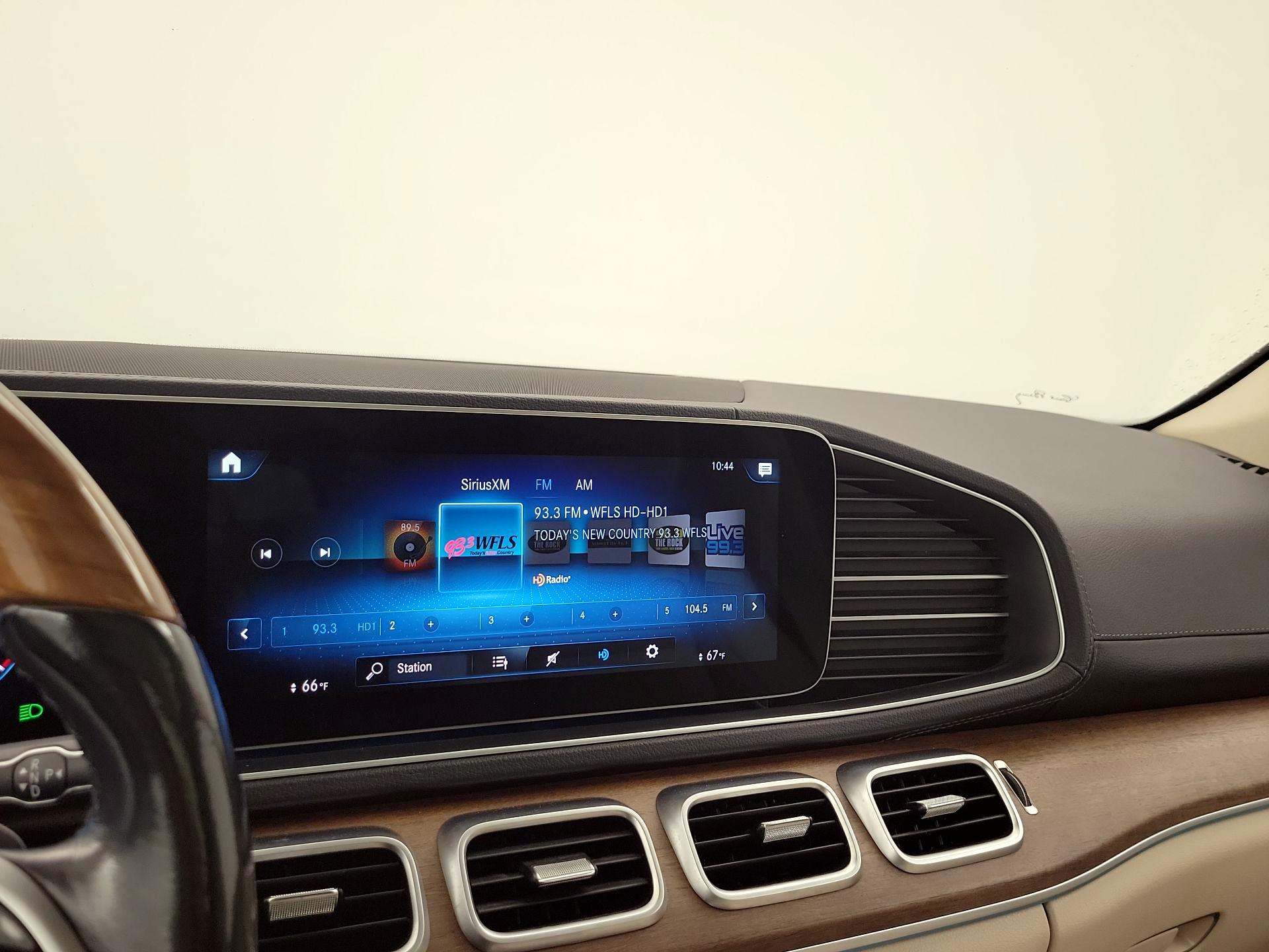 Thumbnail: 2021 Mercedes-Benz GLS - 16
