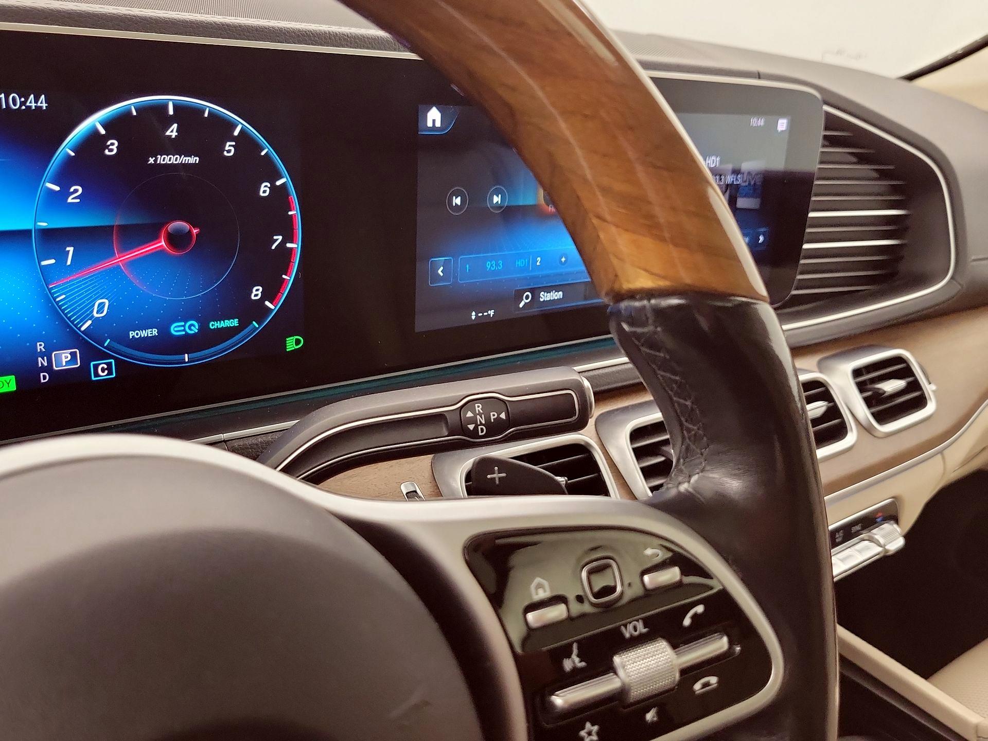 Thumbnail: 2021 Mercedes-Benz GLS - 18