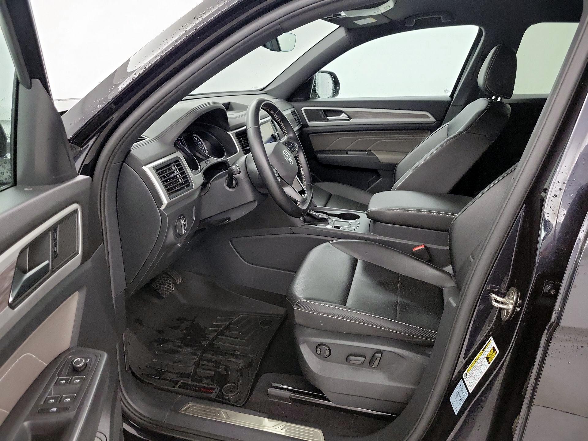 Thumbnail: 2021 Volkswagen Atlas - 11