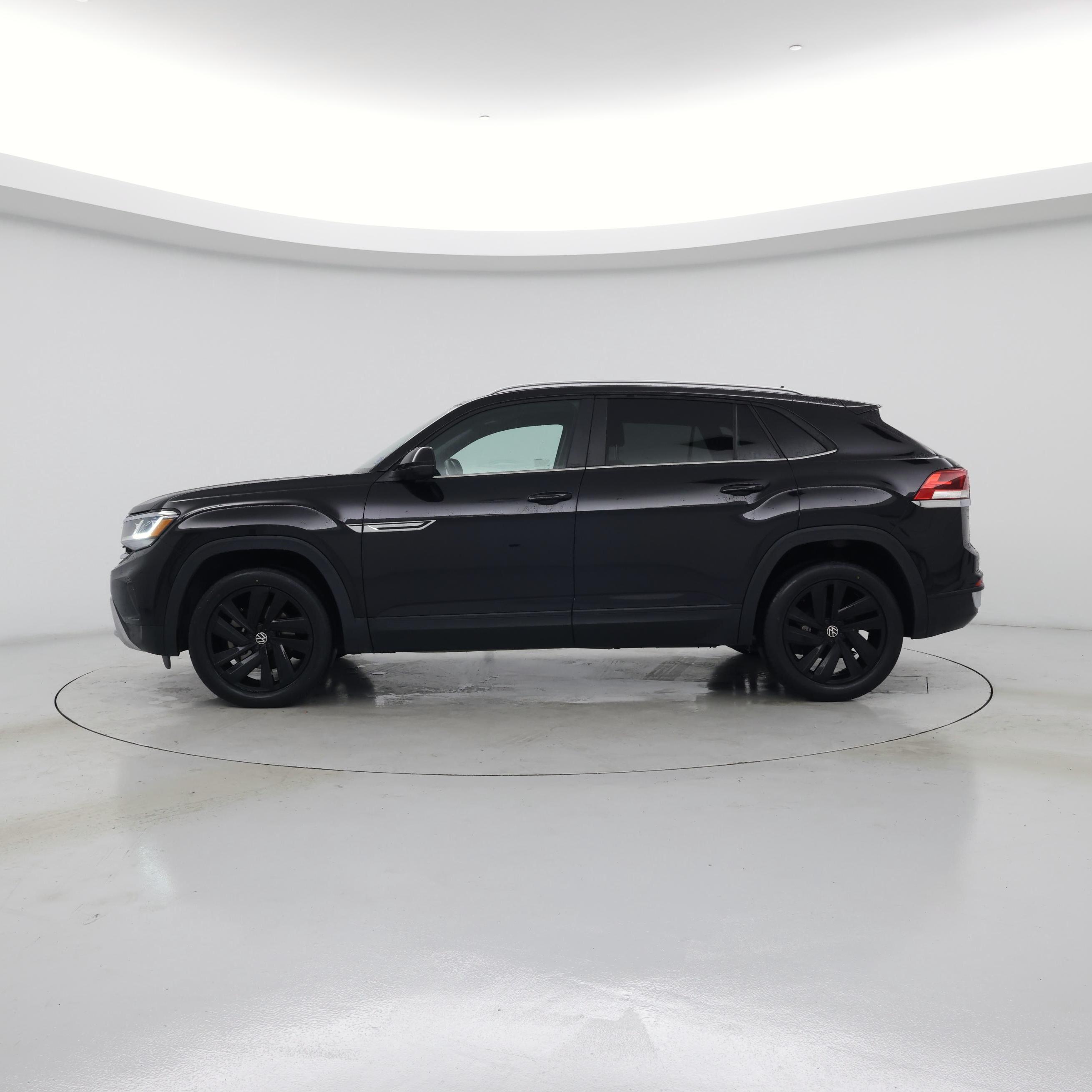 Thumbnail: 2021 Volkswagen Atlas - 3