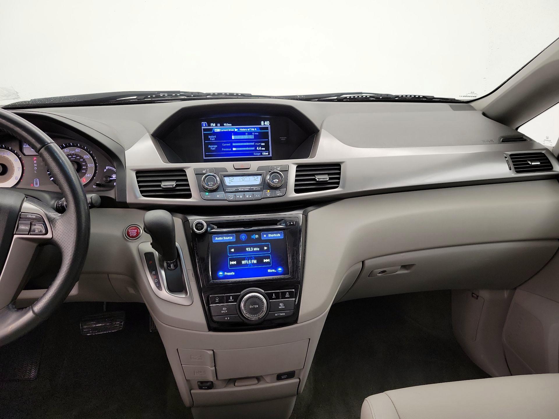 Thumbnail: 2016 Honda Odyssey - 9