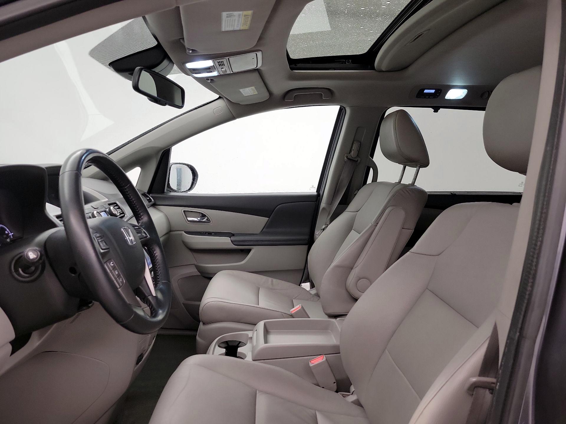 Thumbnail: 2016 Honda Odyssey - 19