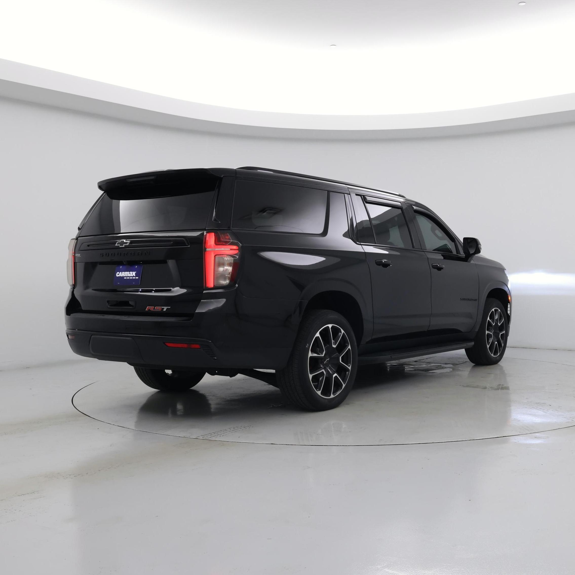 Thumbnail: 2023 Chevrolet Suburban - 8