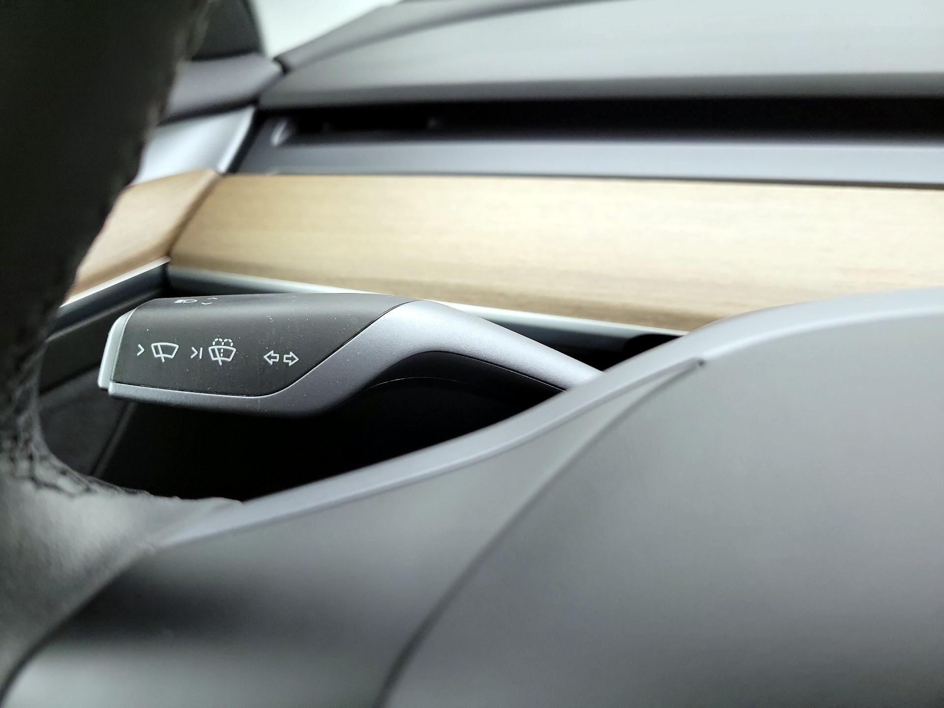 Thumbnail: 2022 Tesla Model 3 - 13