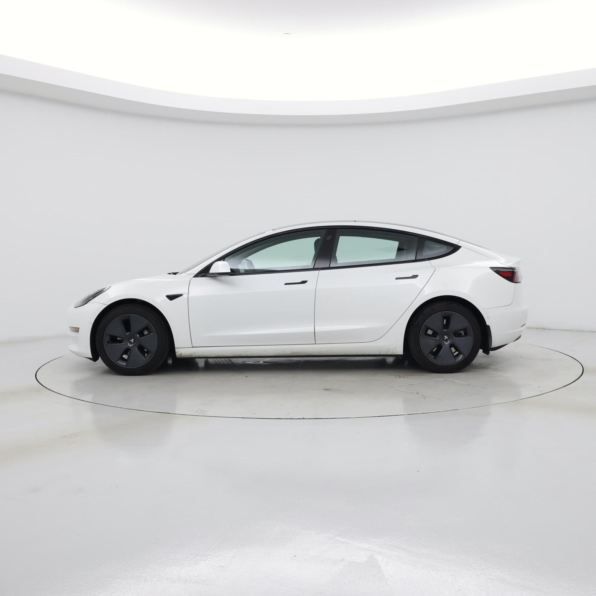 Thumbnail: 2022 Tesla Model 3 - 3