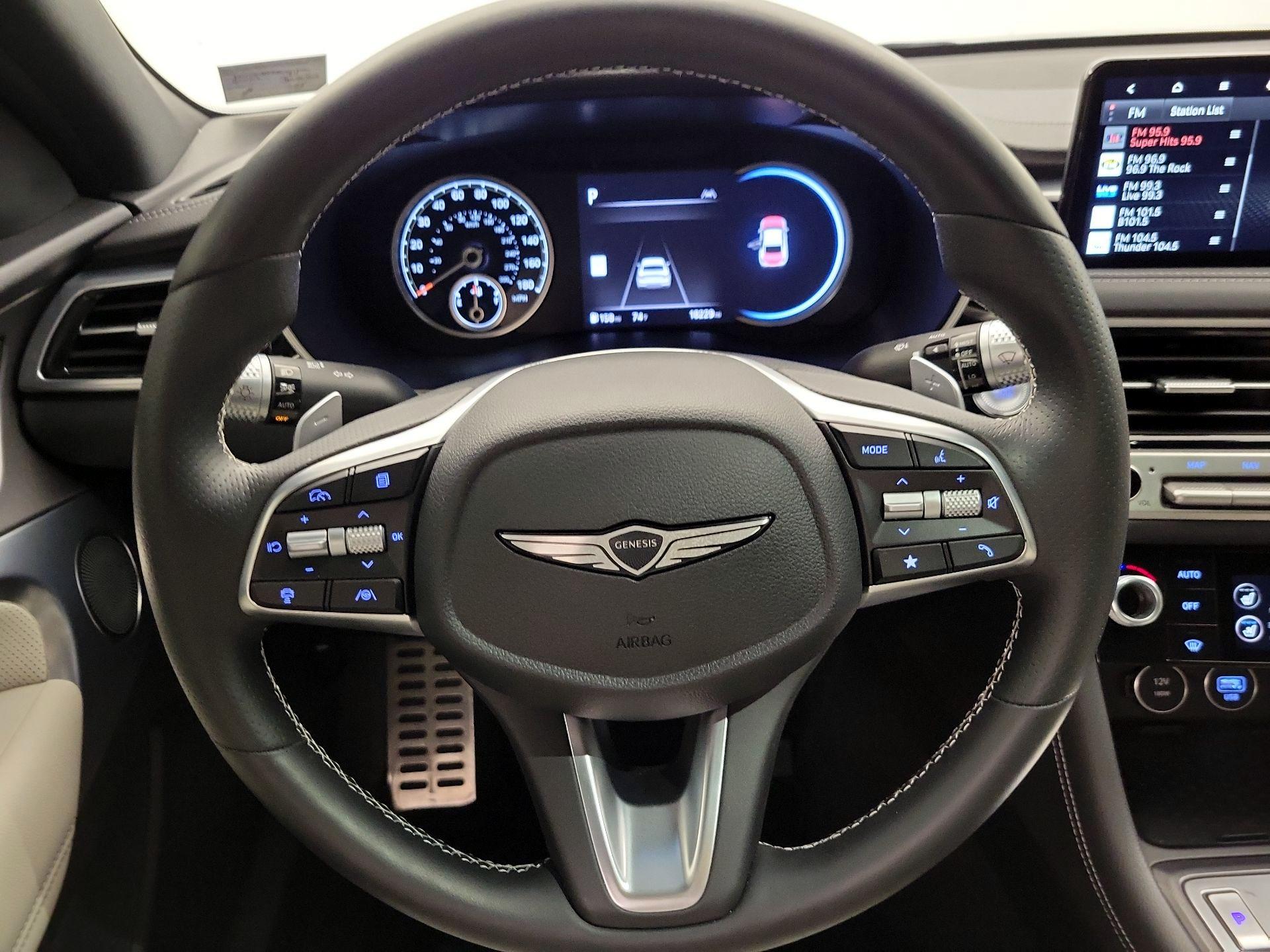 Thumbnail: 2024 Genesis G70 - 10