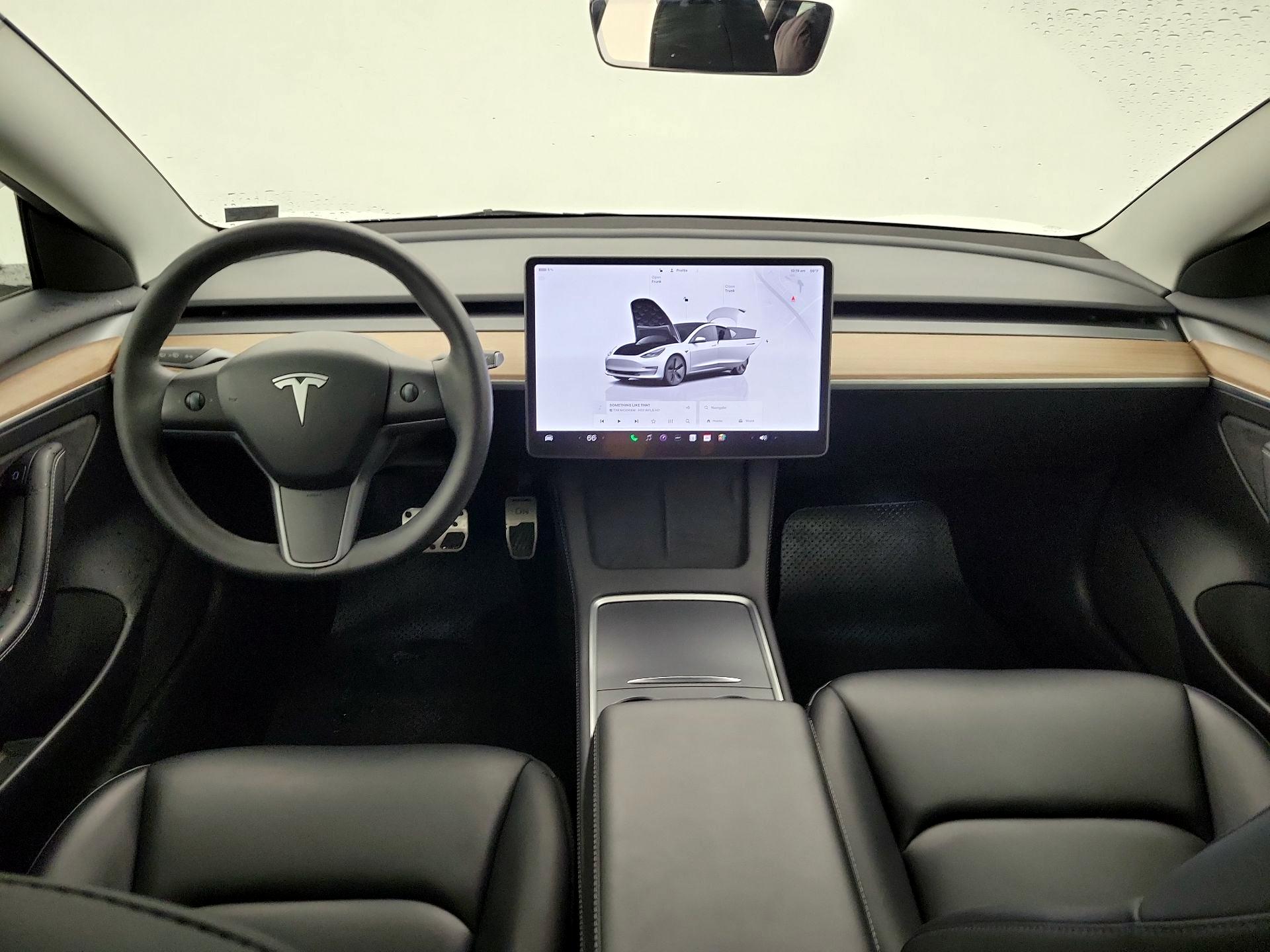 Thumbnail: 2023 Tesla Model 3 - 9