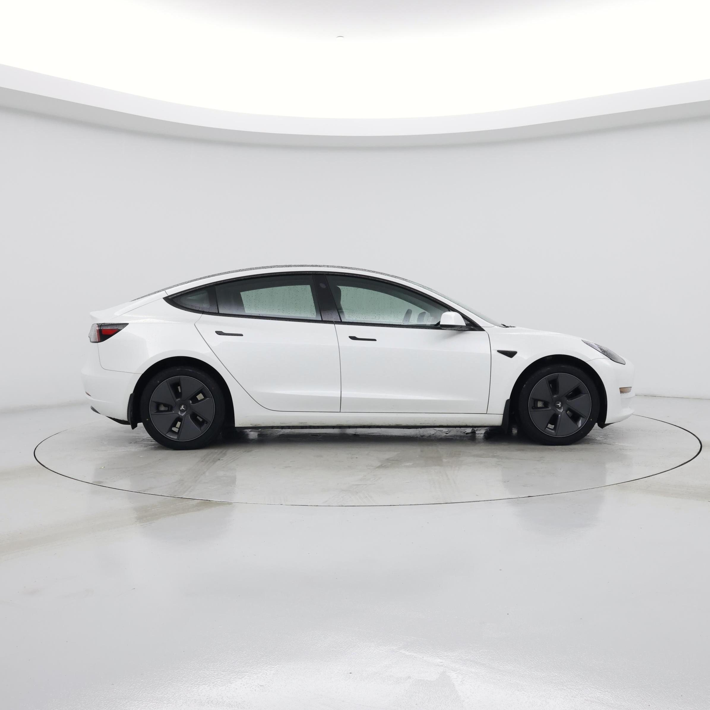Thumbnail: 2023 Tesla Model 3 - 7