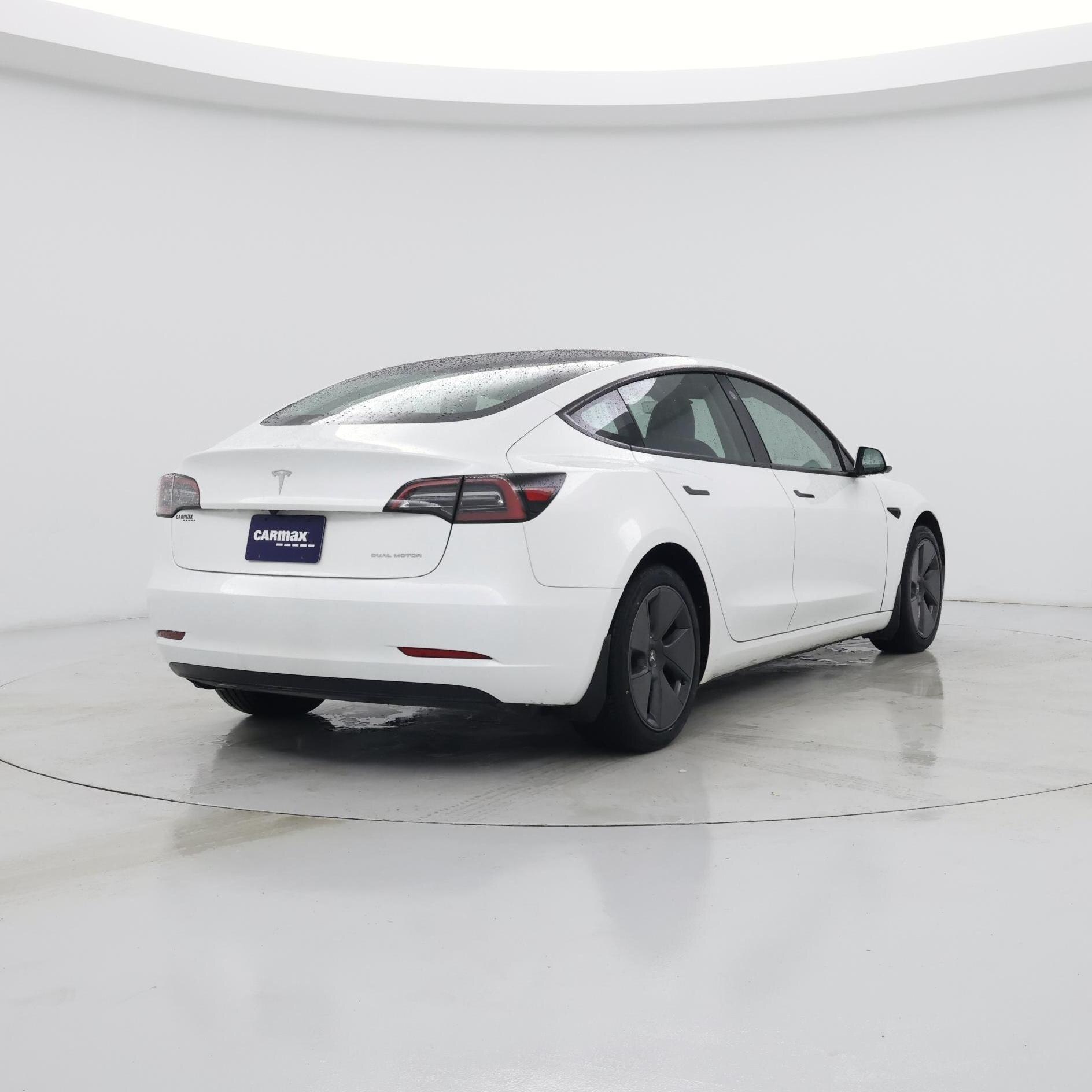 Thumbnail: 2023 Tesla Model 3 - 8