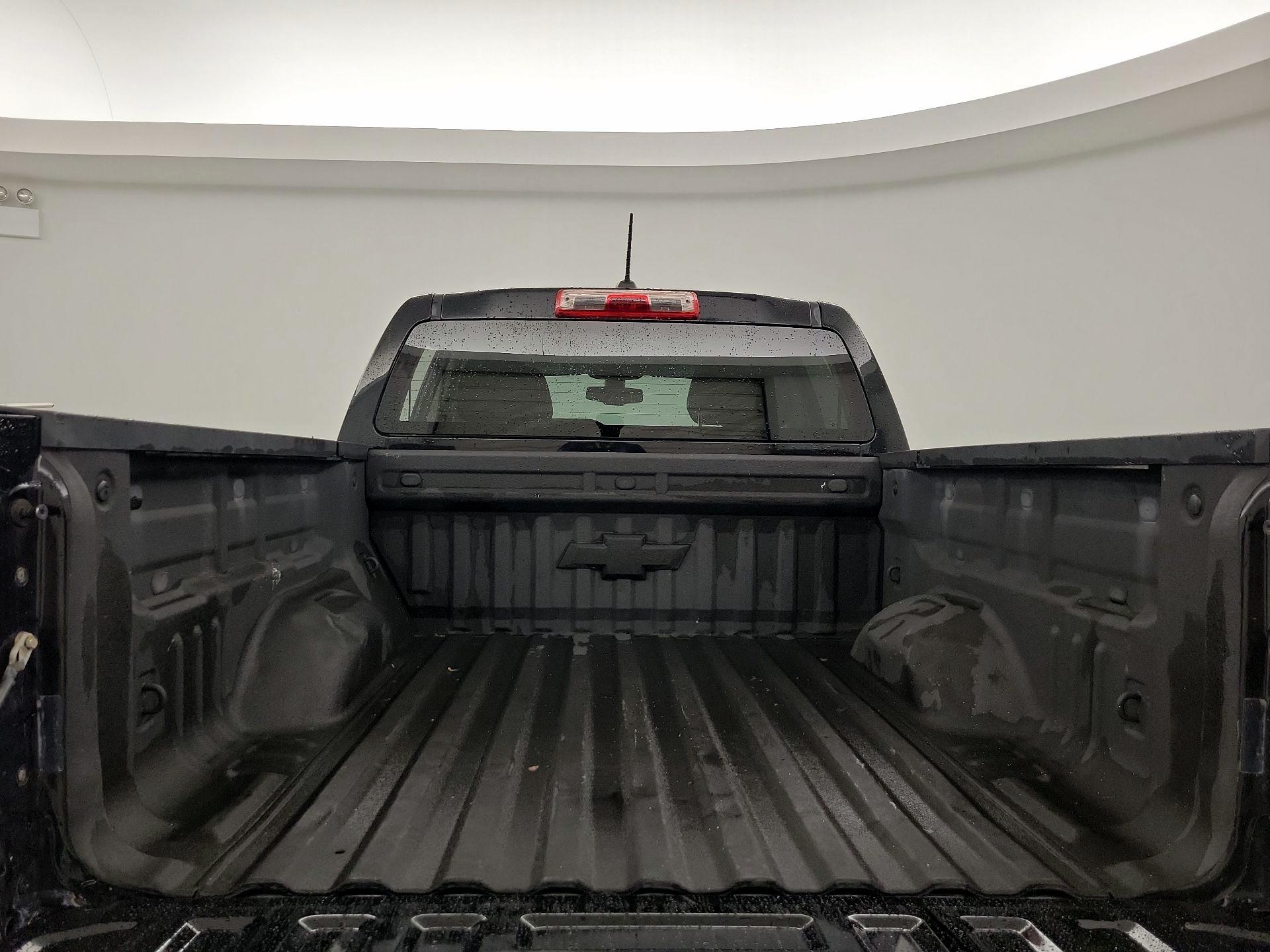 Thumbnail: 2015 Chevrolet Colorado - 20