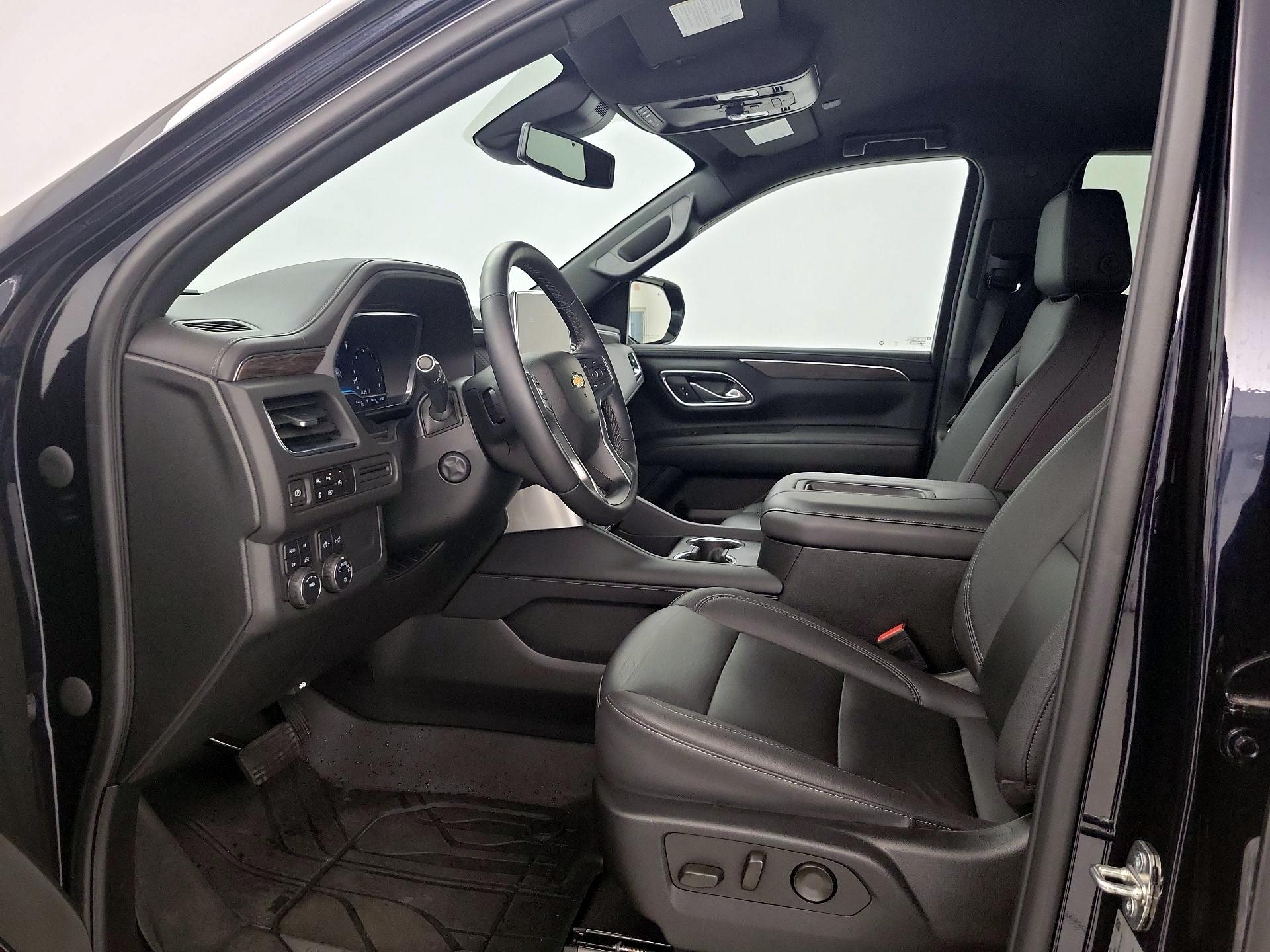Thumbnail: 2023 Chevrolet Tahoe - 11