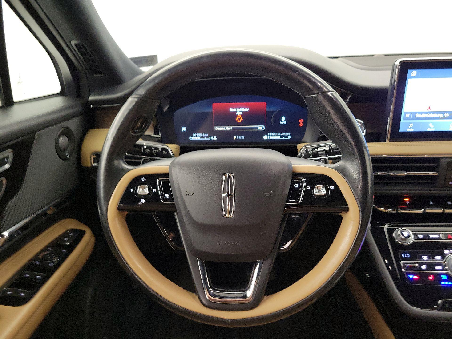 Thumbnail: 2020 Lincoln Corsair - 10