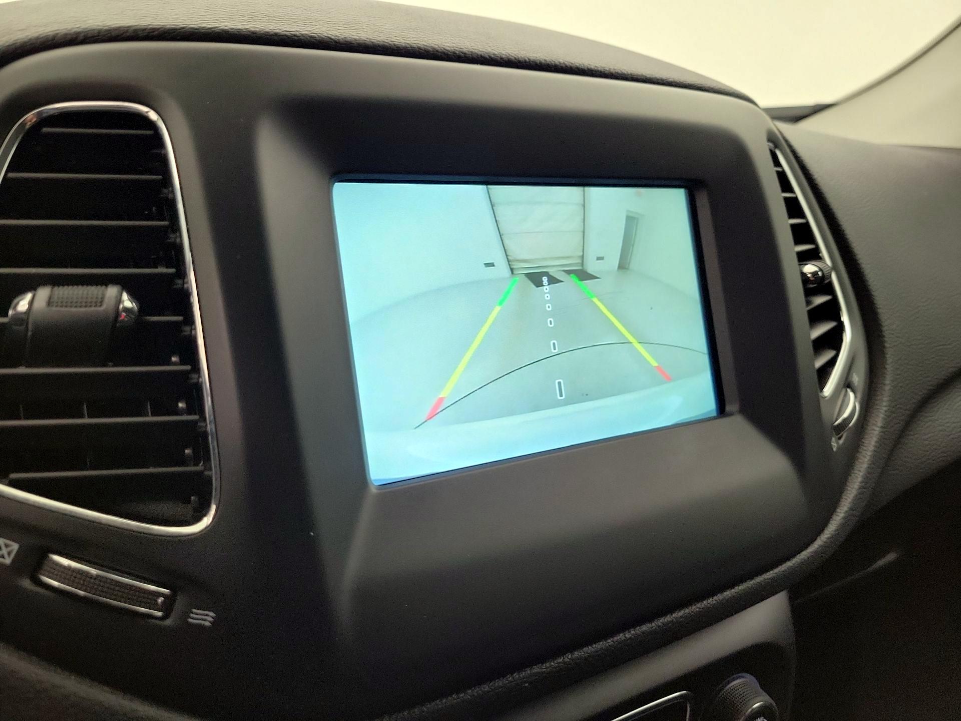 Thumbnail: 2020 Jeep Compass - 14