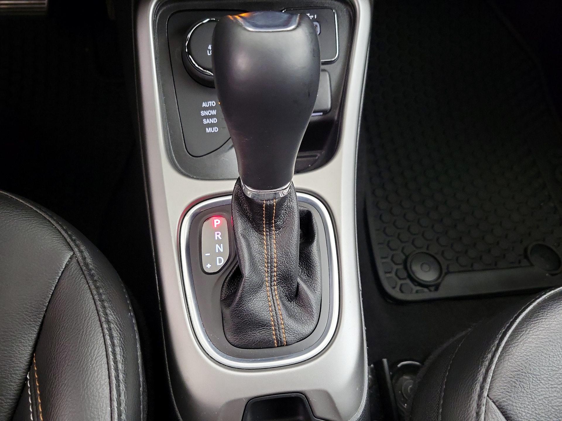 Thumbnail: 2020 Jeep Compass - 17