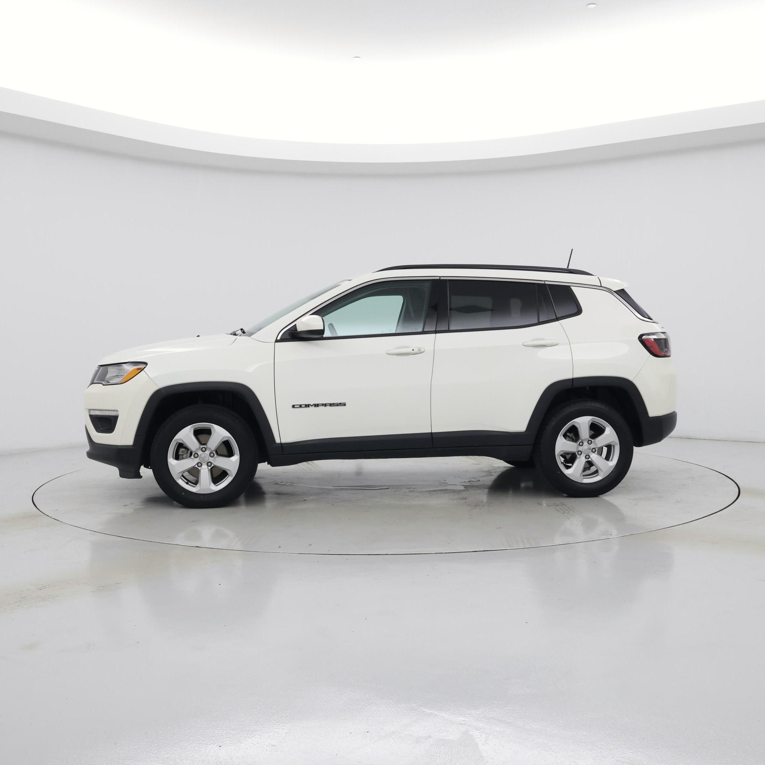 Thumbnail: 2020 Jeep Compass - 3