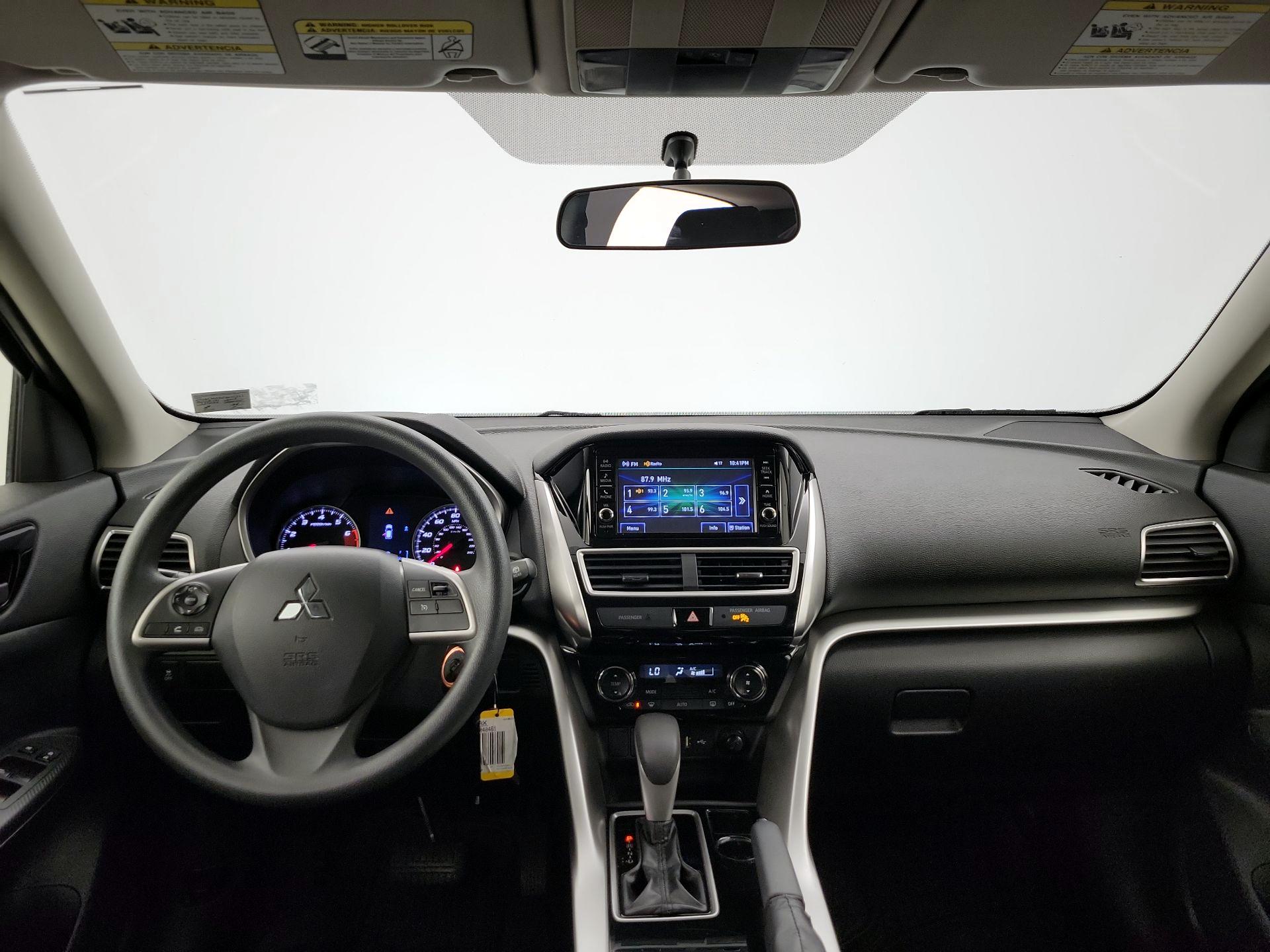 Thumbnail: 2018 Mitsubishi Eclipse Cross - 9