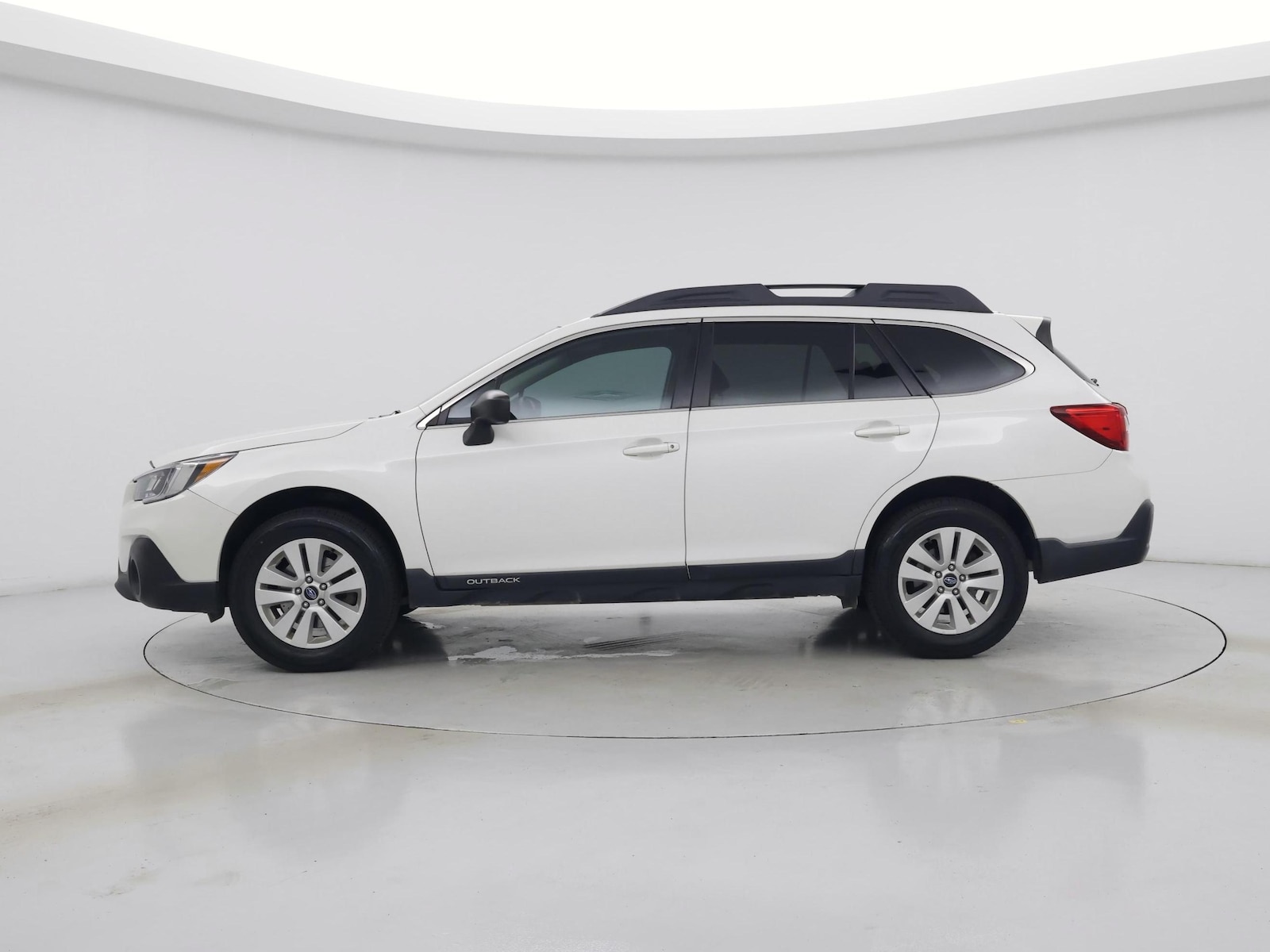 2019 Subaru Outback Base - Photo 4