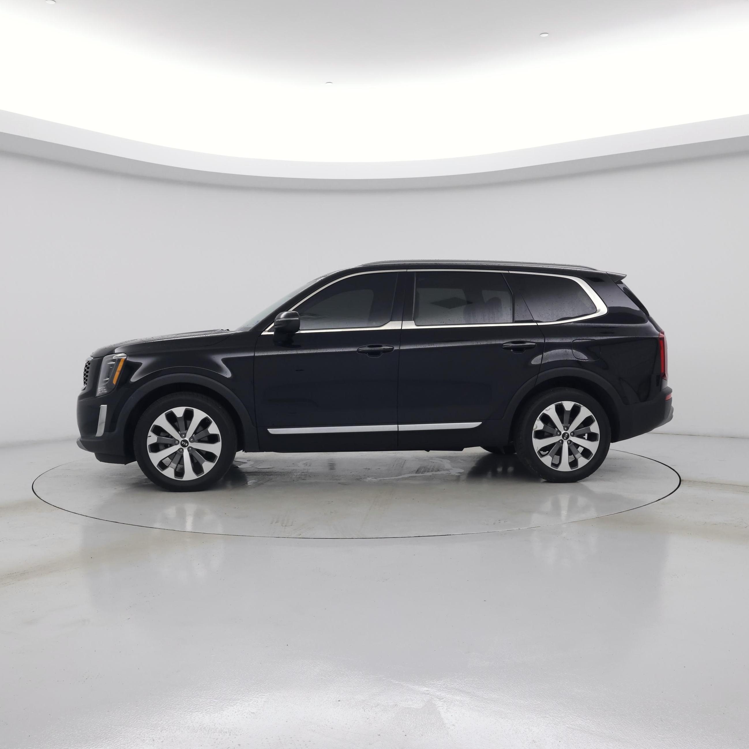 Thumbnail: 2020 Kia Telluride - 3