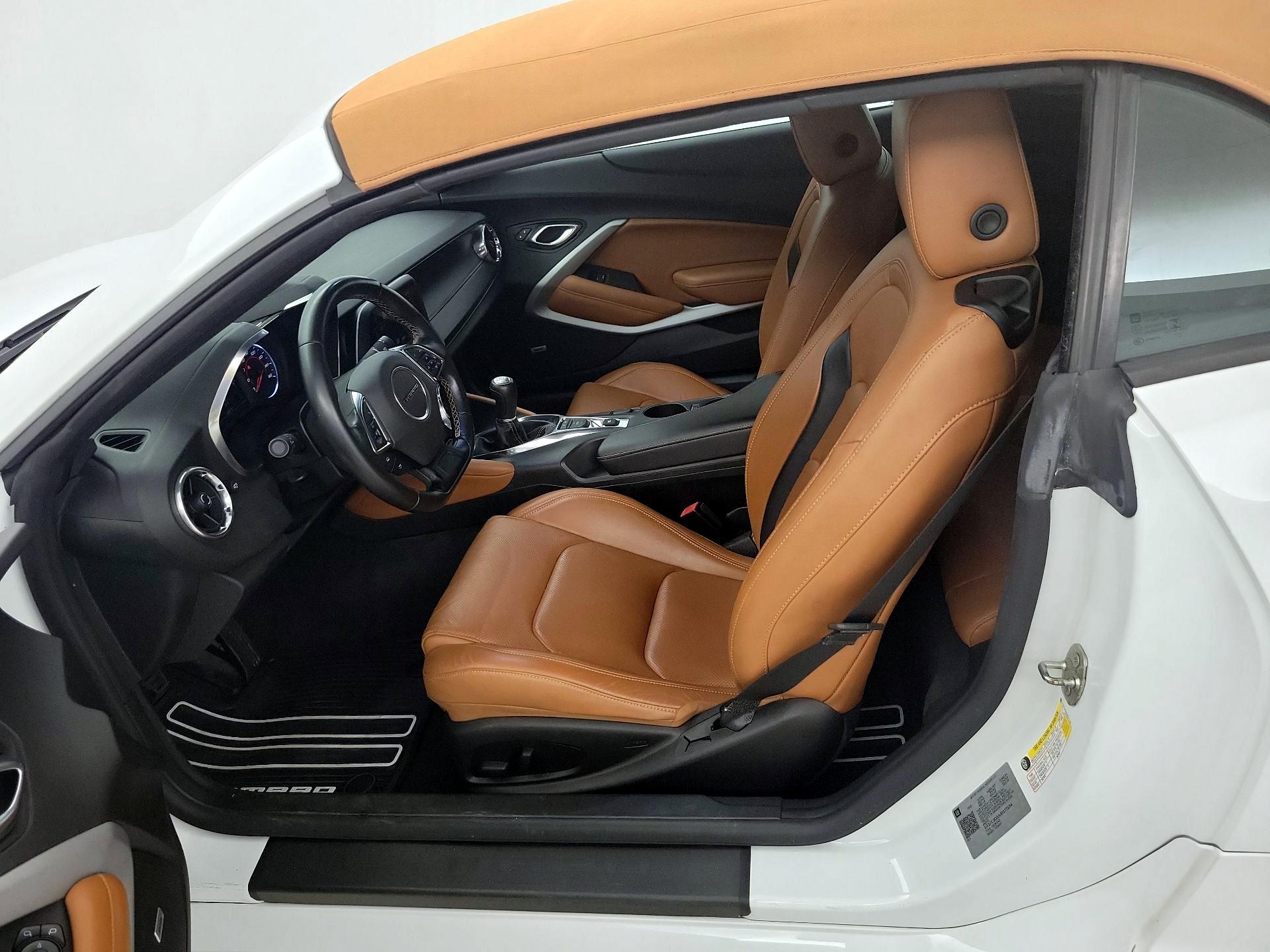 Thumbnail: 2018 Chevrolet Camaro - 11