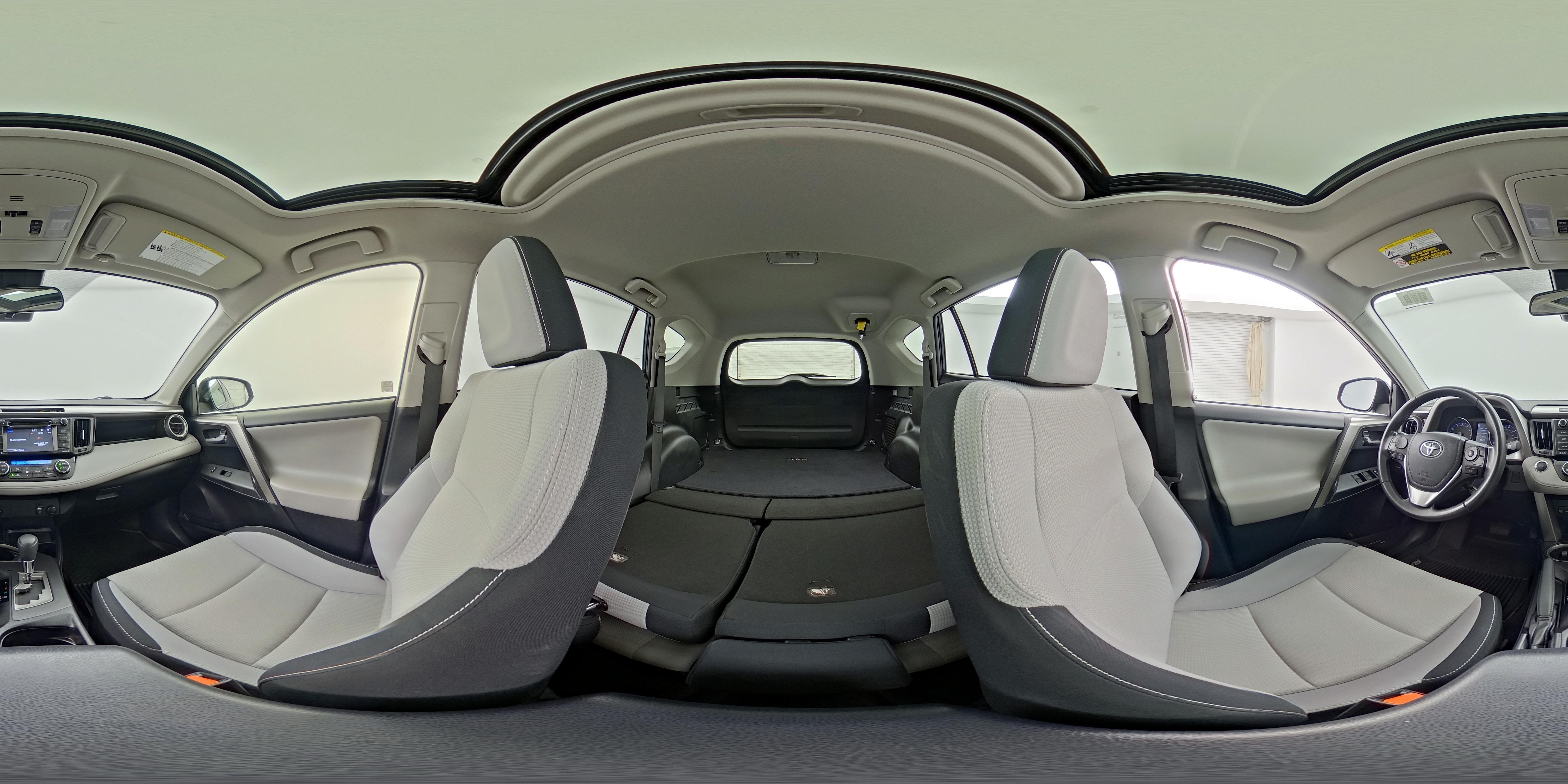 2018 Toyota RAV4 XLE - Photo 26