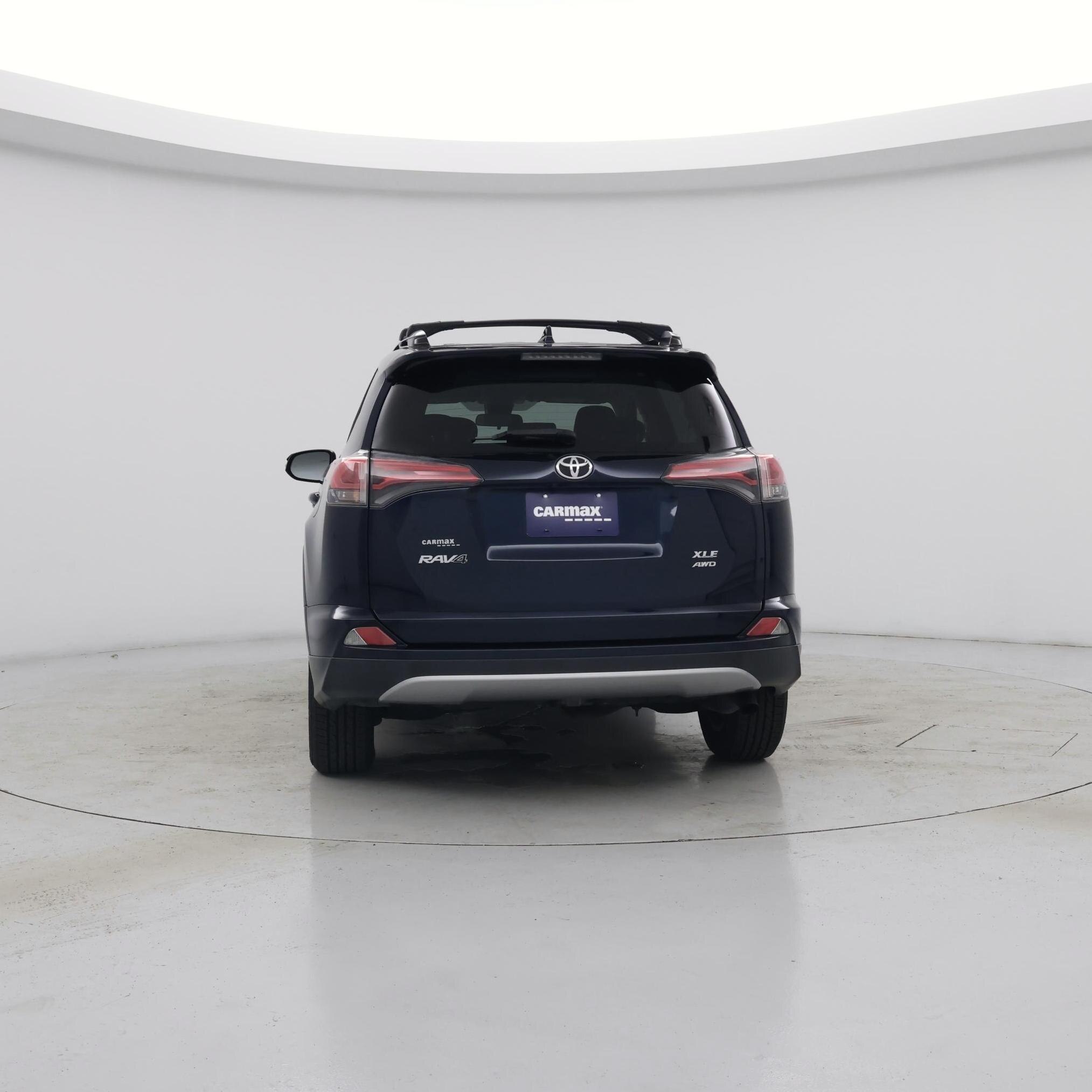 Thumbnail: 2018 Toyota RAV4 - 6