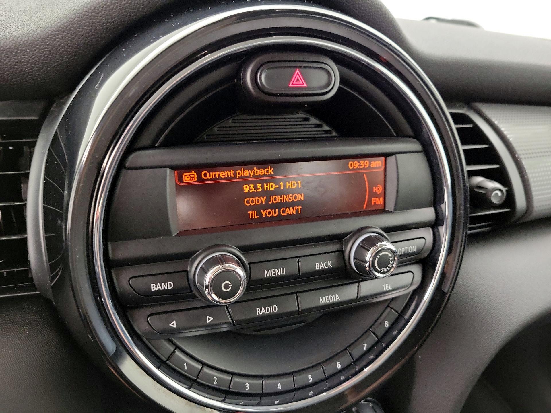 Thumbnail: 2015 MINI Cooper Hardtop - 14