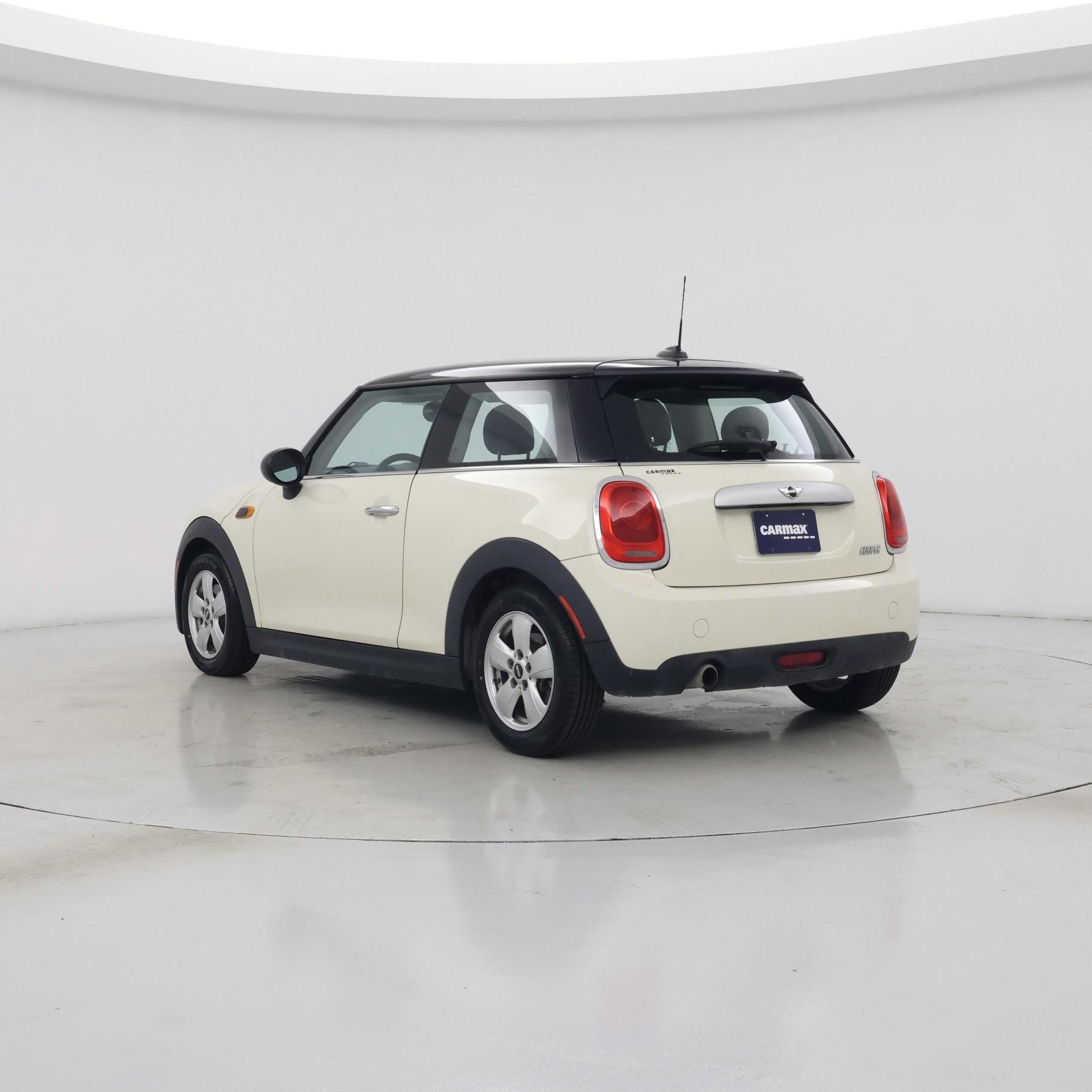 Thumbnail: 2015 MINI Cooper Hardtop - 2
