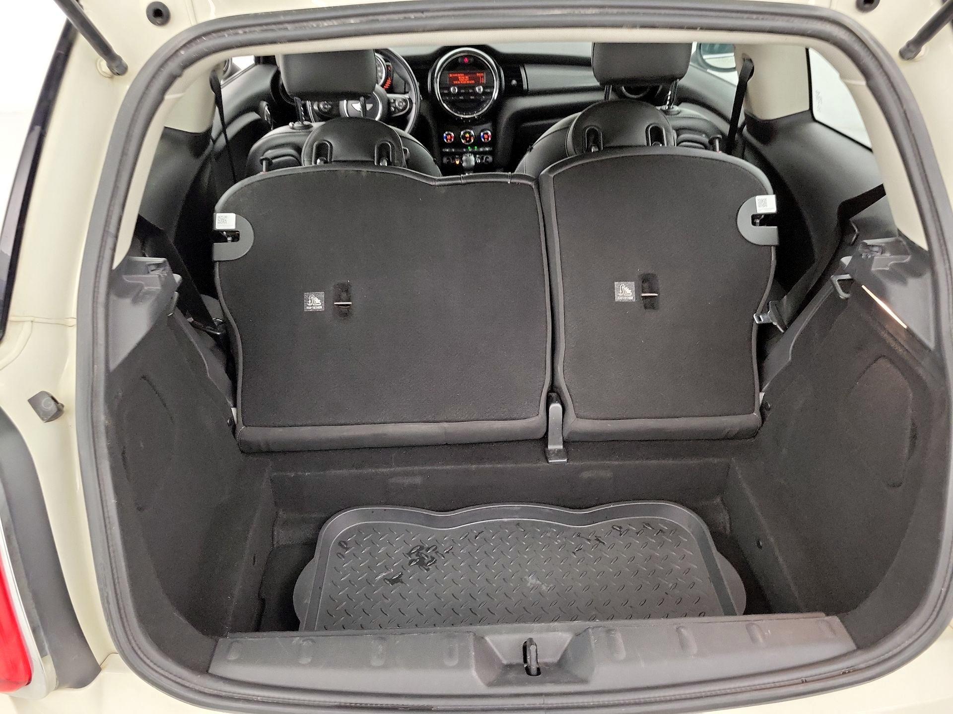 Thumbnail: 2015 MINI Cooper Hardtop - 20