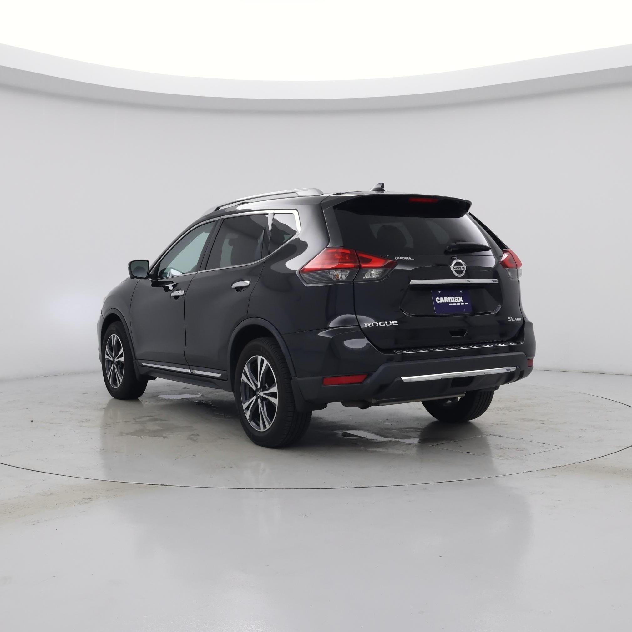 Thumbnail: 2017 Nissan Rogue - 2