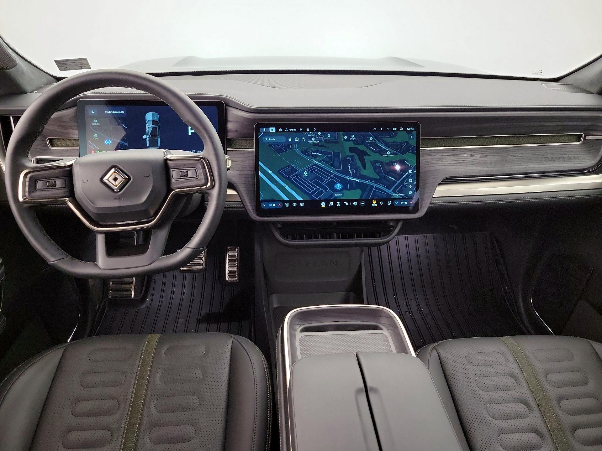 Thumbnail: 2024 Rivian R1T - 9