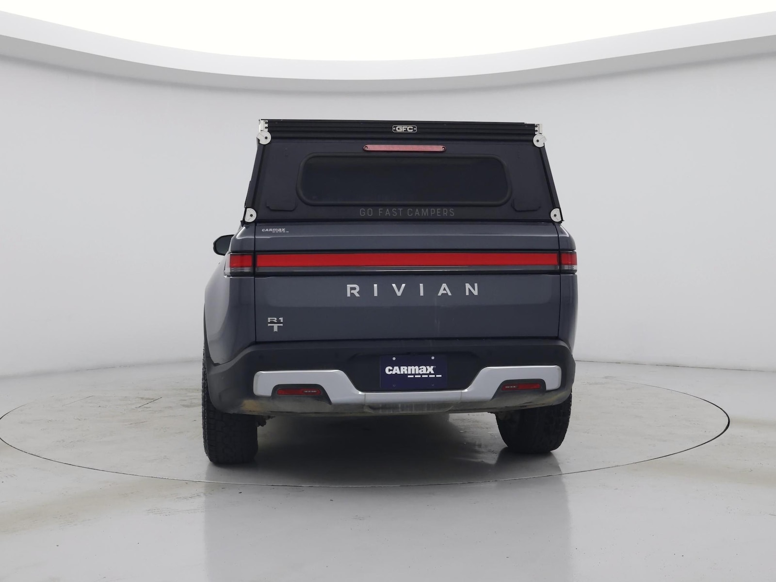 2024 Rivian R1T Adventure - Photo 7