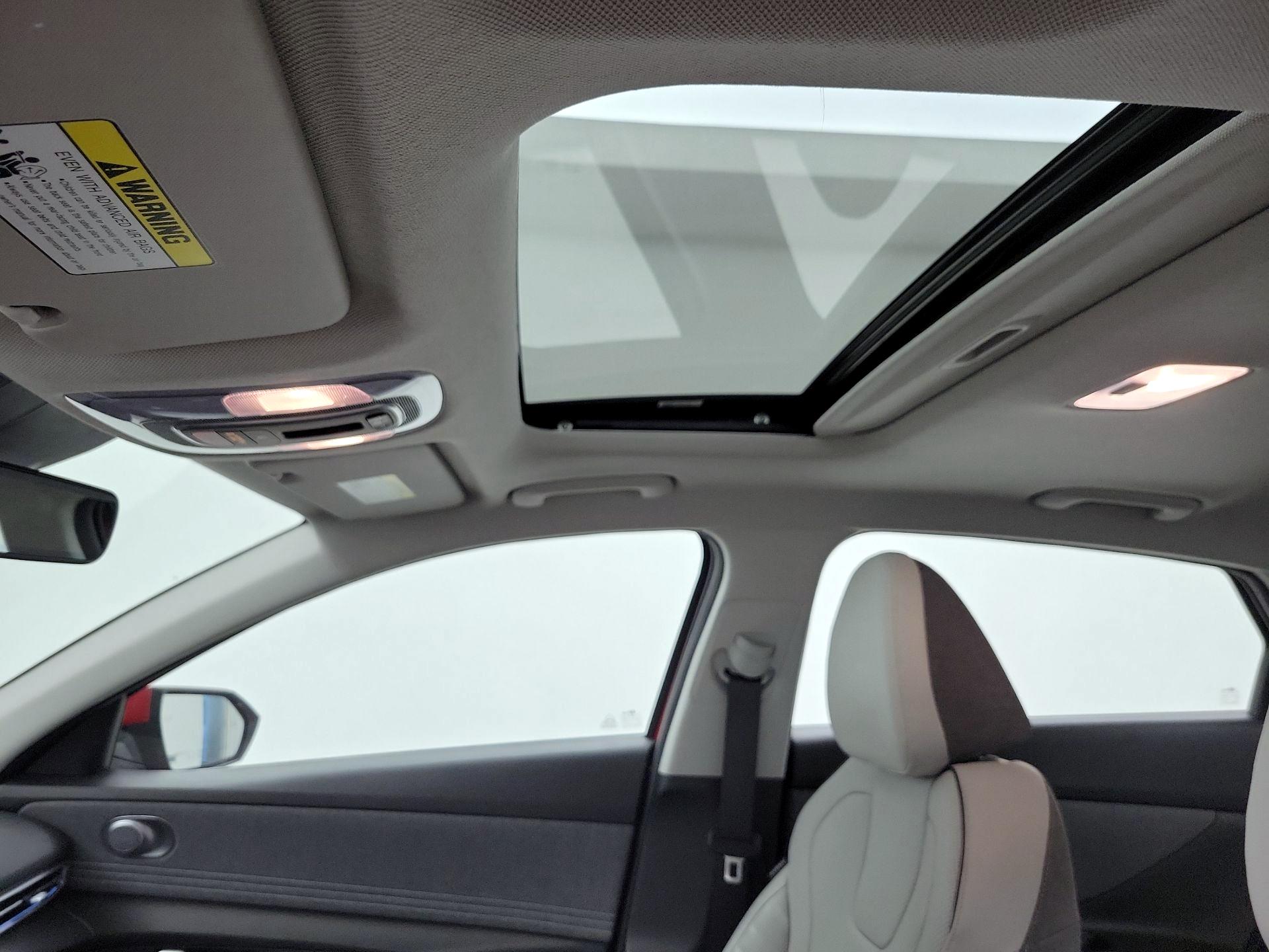 Thumbnail: 2023 Hyundai Elantra - 20