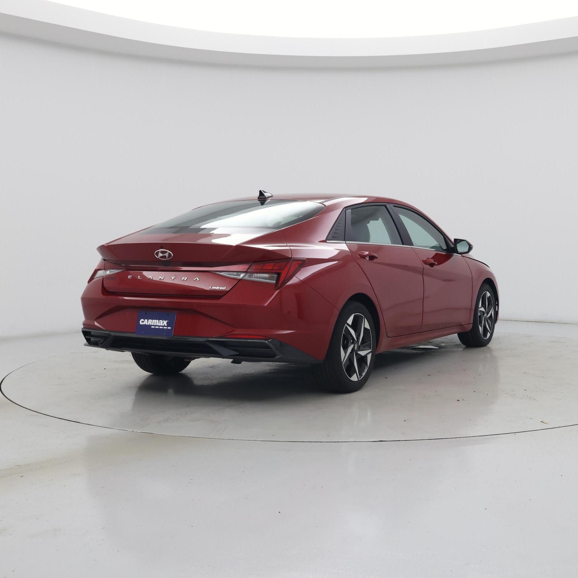 Thumbnail: 2023 Hyundai Elantra - 8