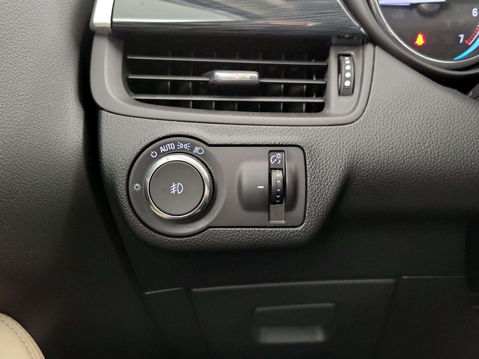 Thumbnail: 2017 Buick Envision - 13