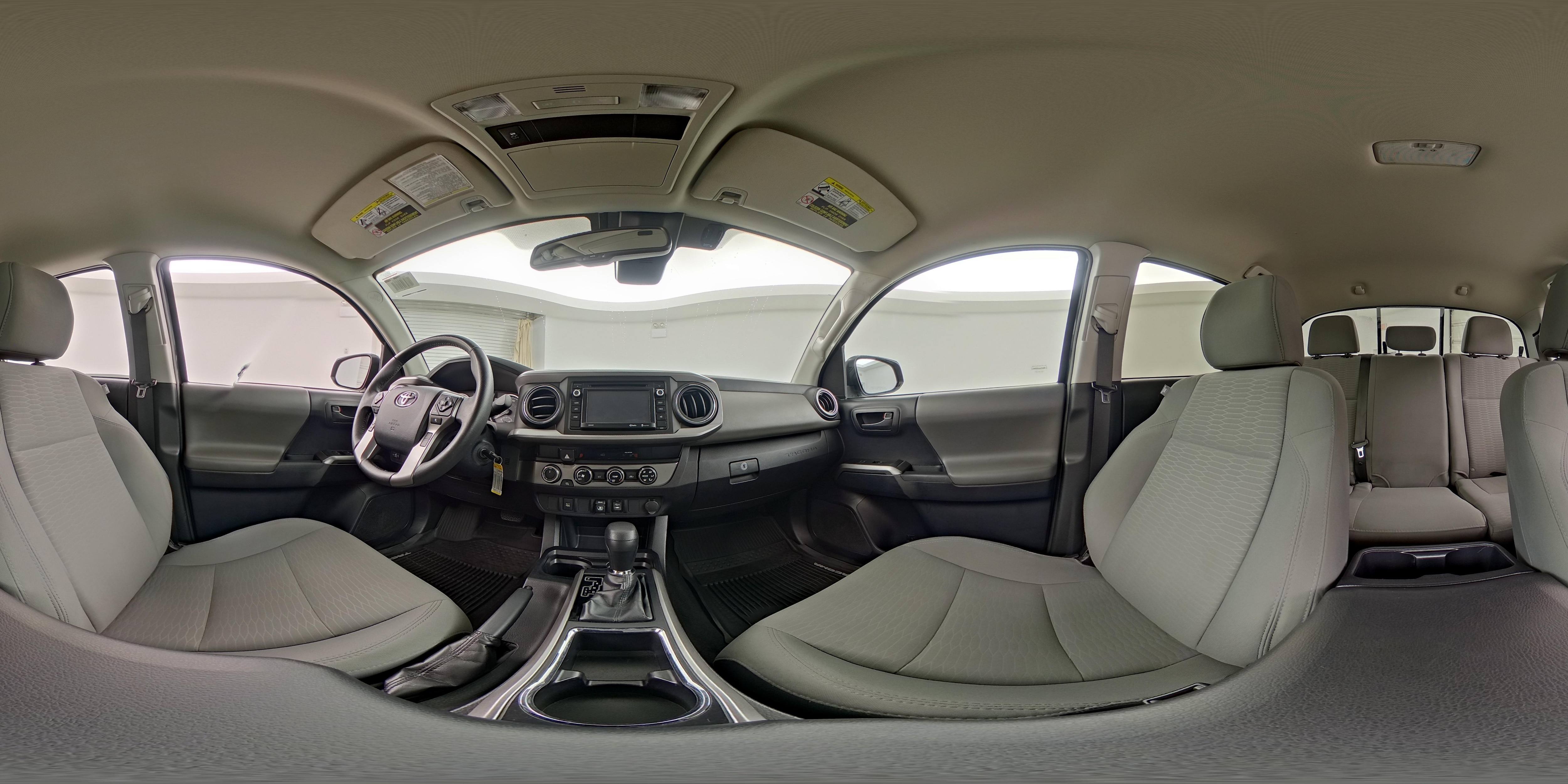 2018 Toyota Tacoma SR5 - Photo 22