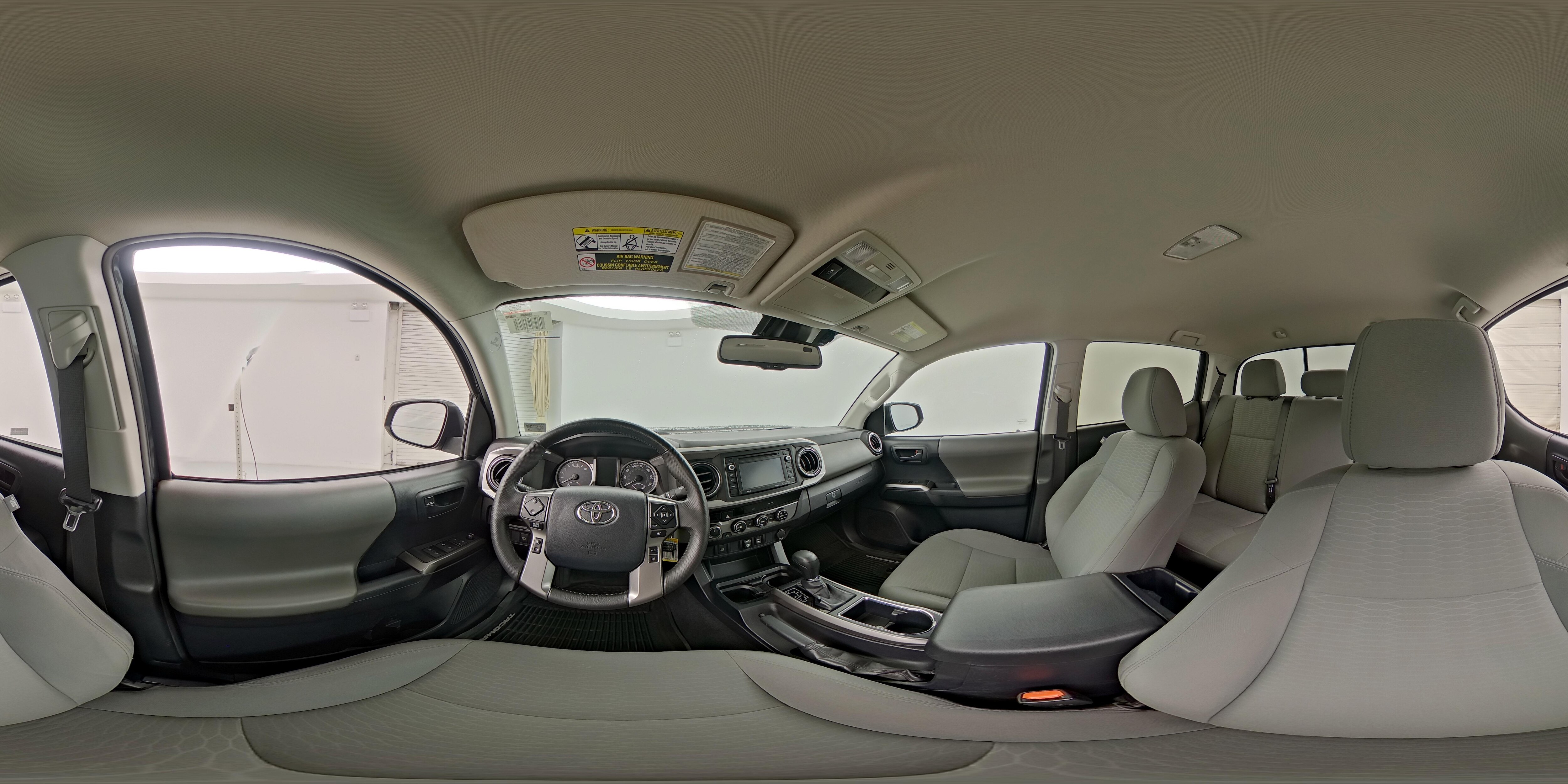 2018 Toyota Tacoma SR5 - Photo 24